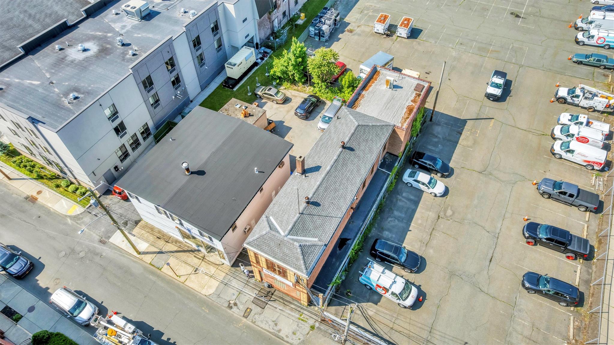 24 John Street Property Photo 37