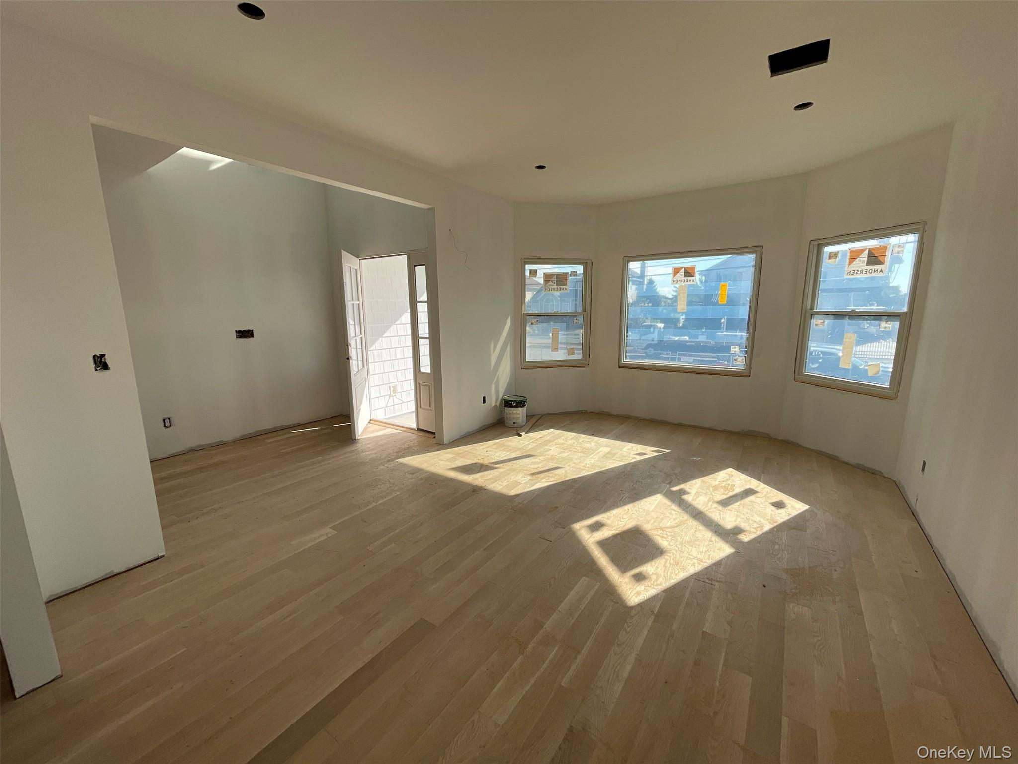 101 Clocks Boulevard Property Photo 8