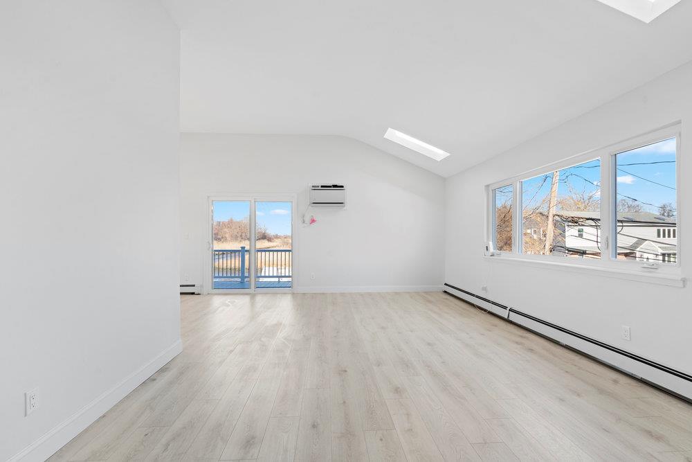 2850 Shore Road Property Photo 22