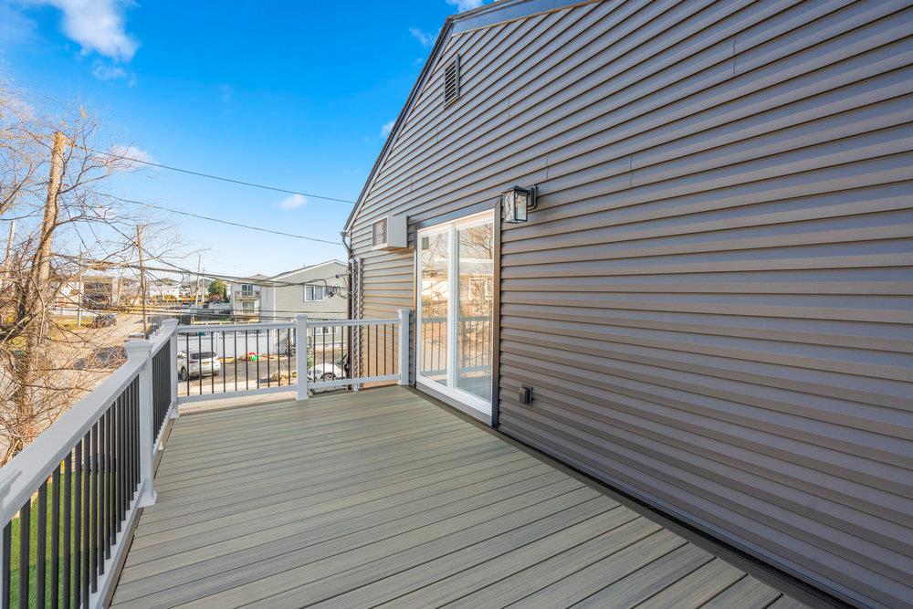 2850 Shore Road Property Photo 28