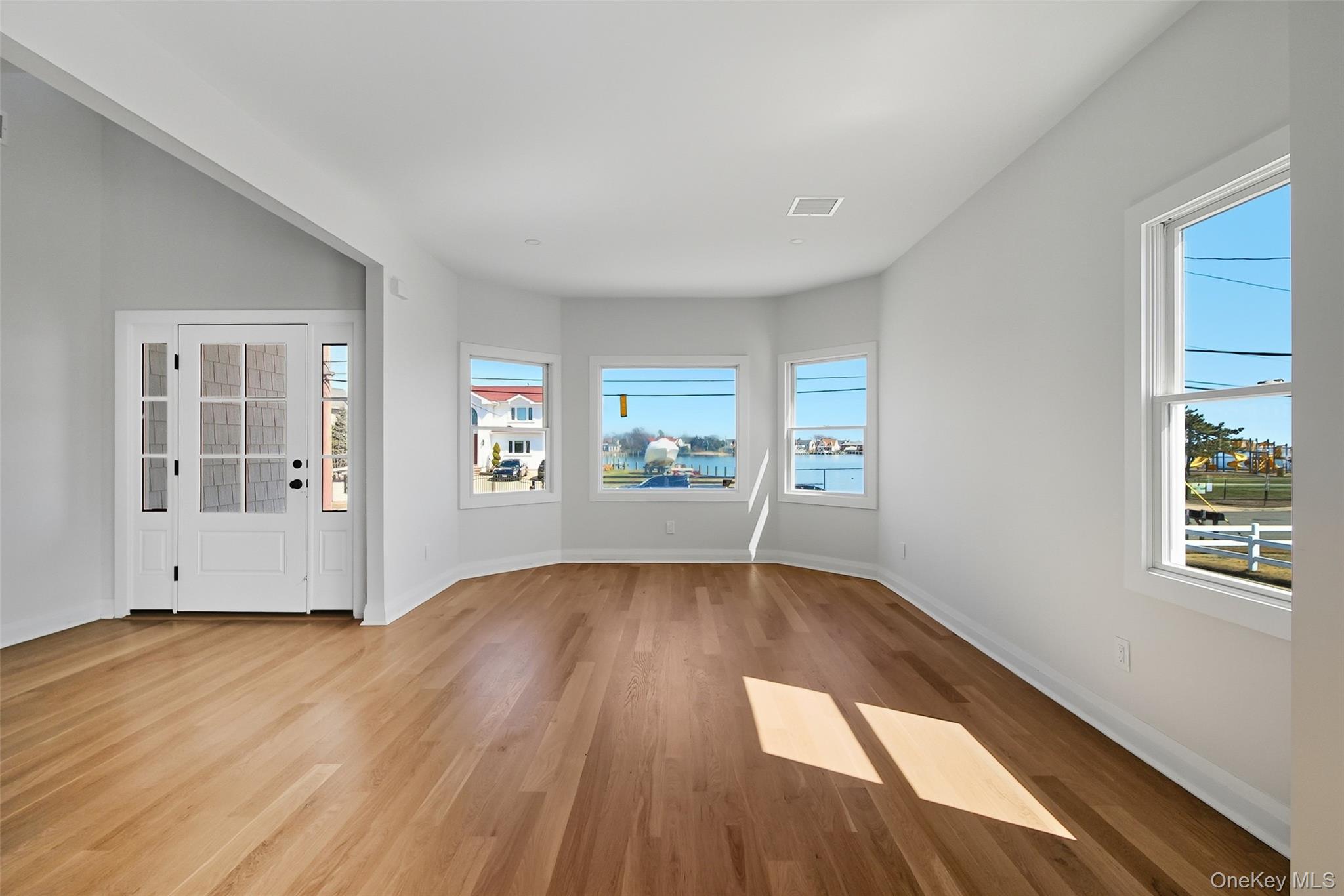 103 Clocks Boulevard Property Photo 2