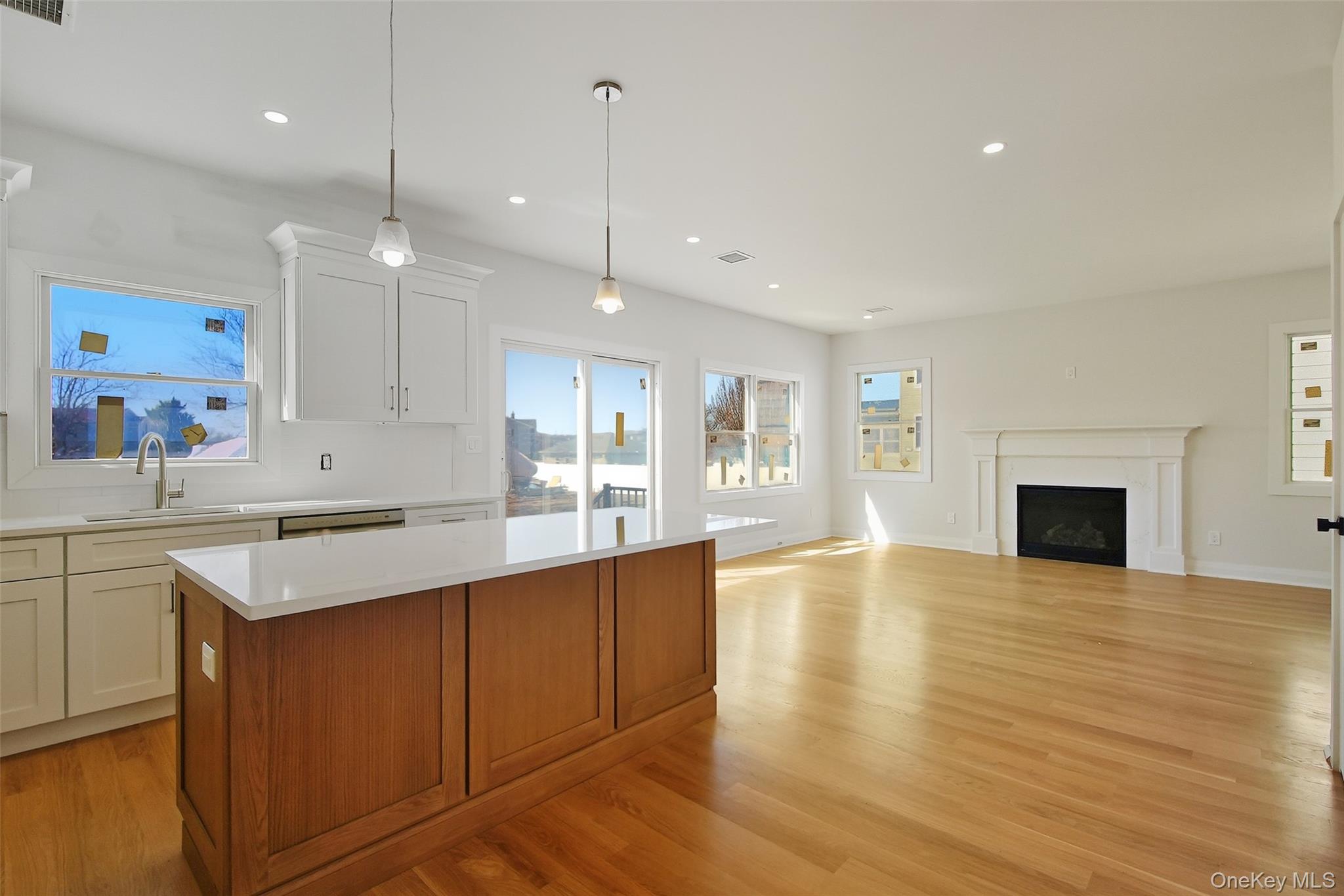 103 Clocks Boulevard Property Photo 6