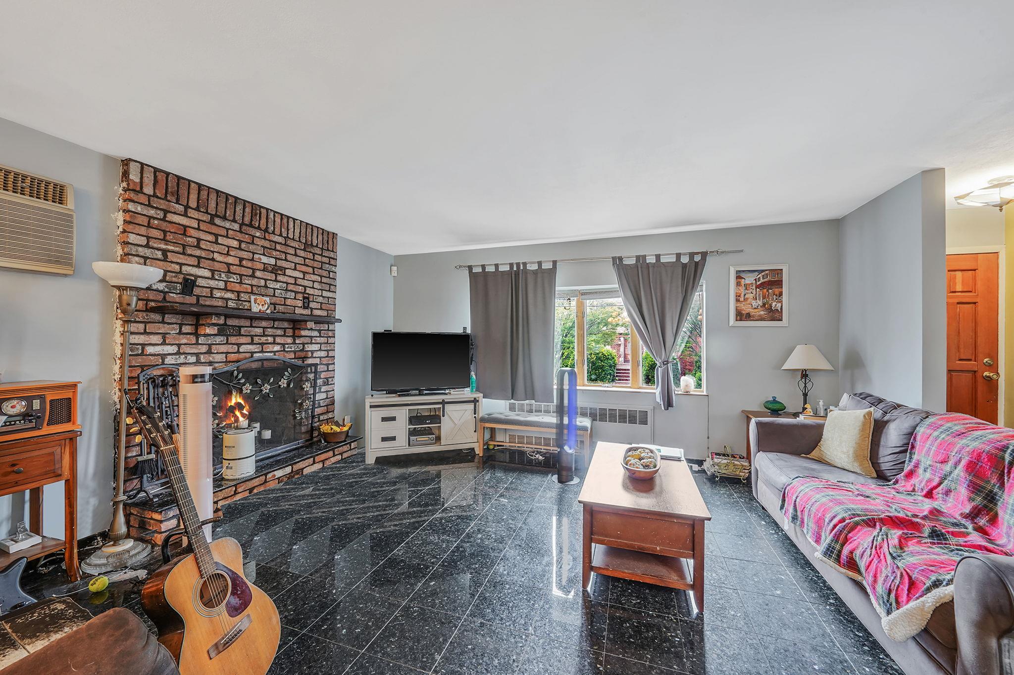 15951 160th Avenue Property Photo 8