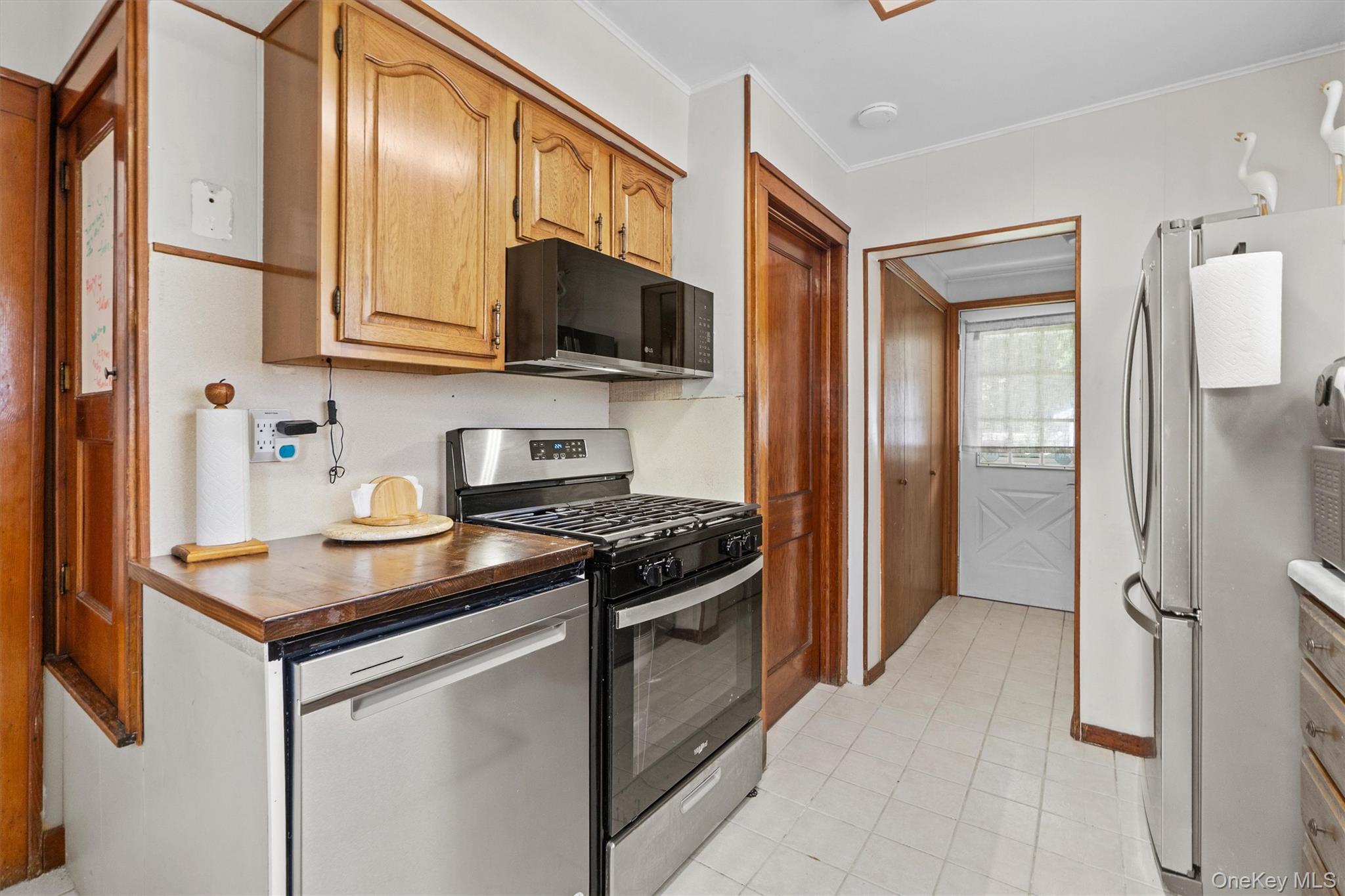 21 Delaware Street Property Photo 9