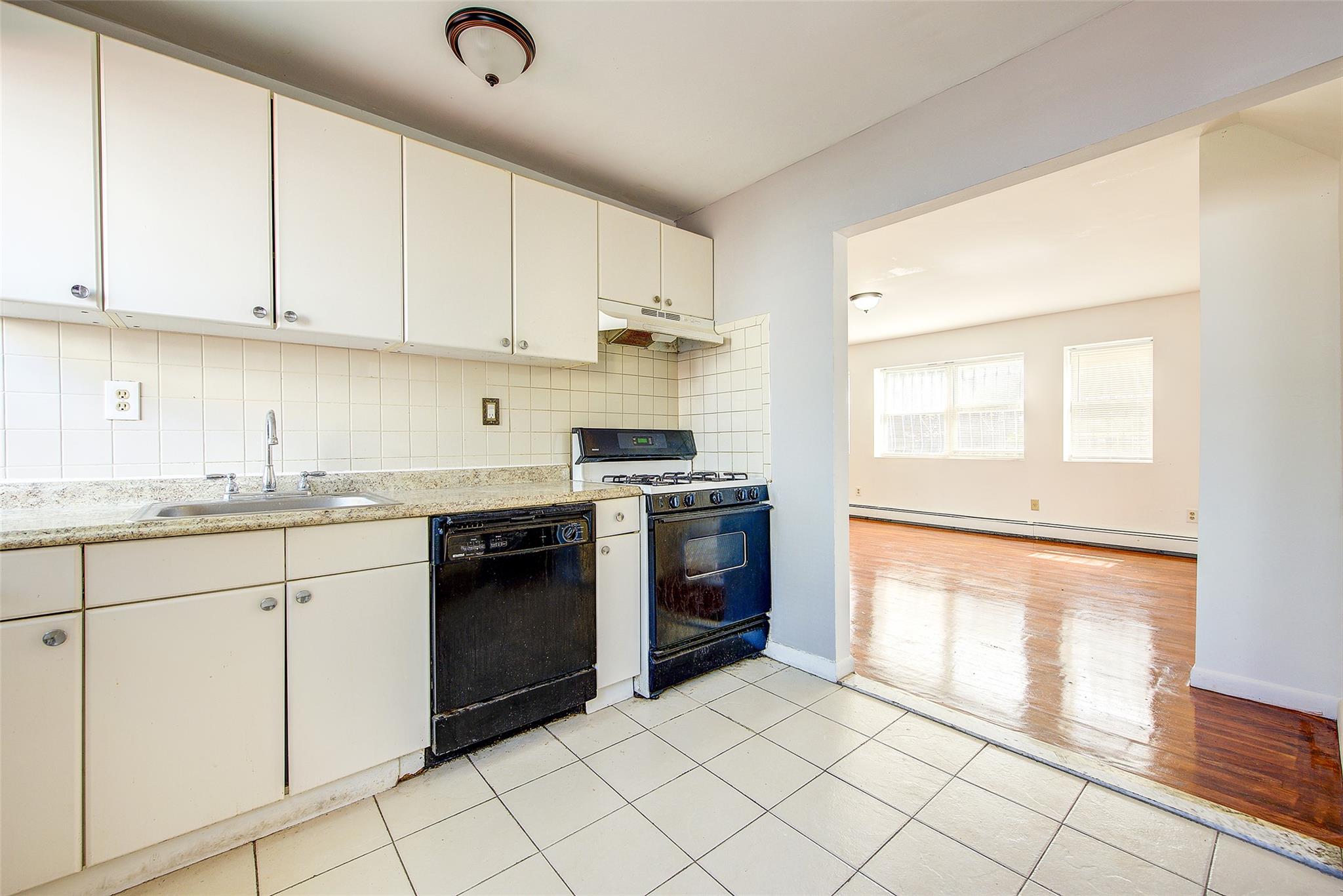 39-32 54th Street Property Photo 7