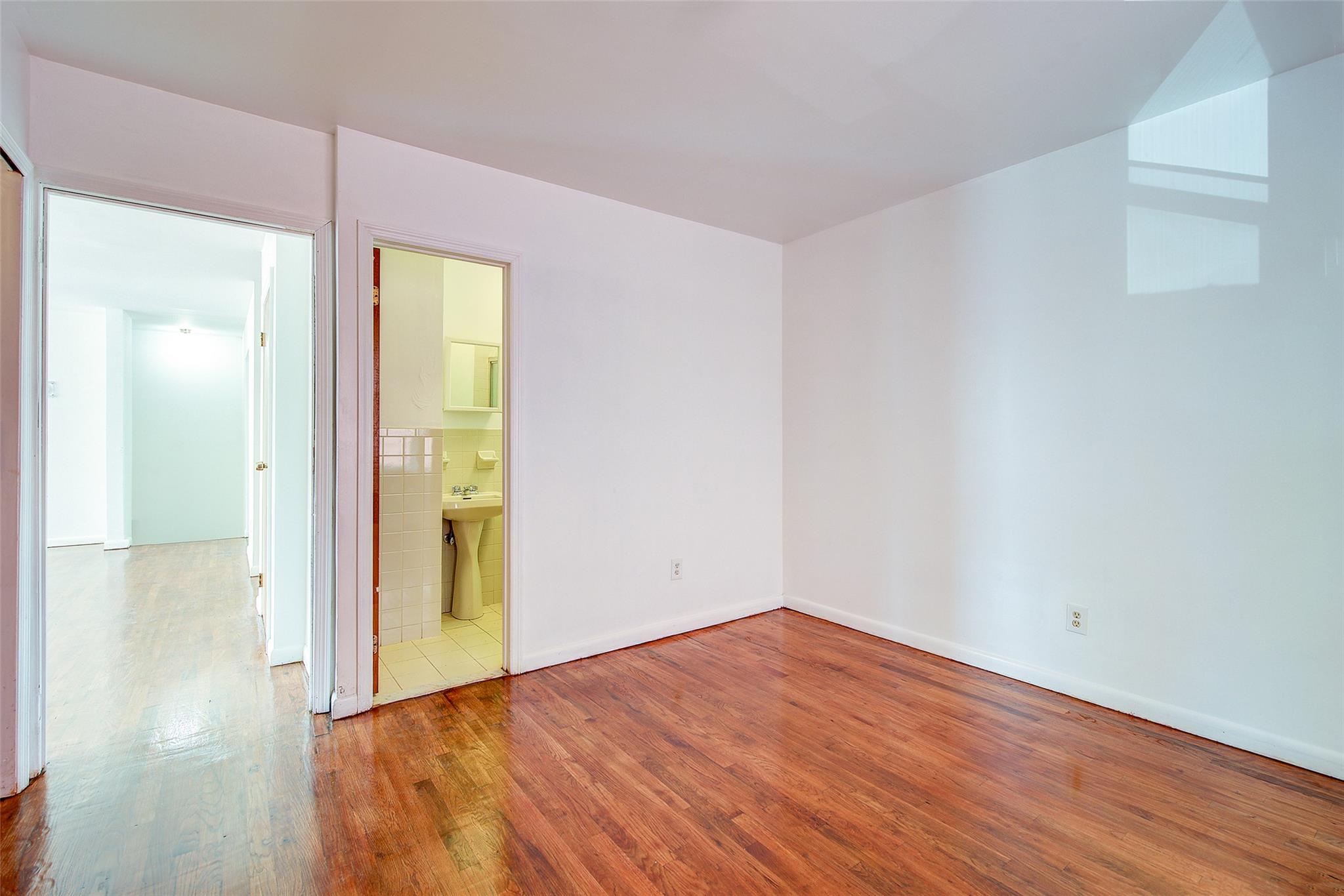 39-32 54th Street Property Photo 23