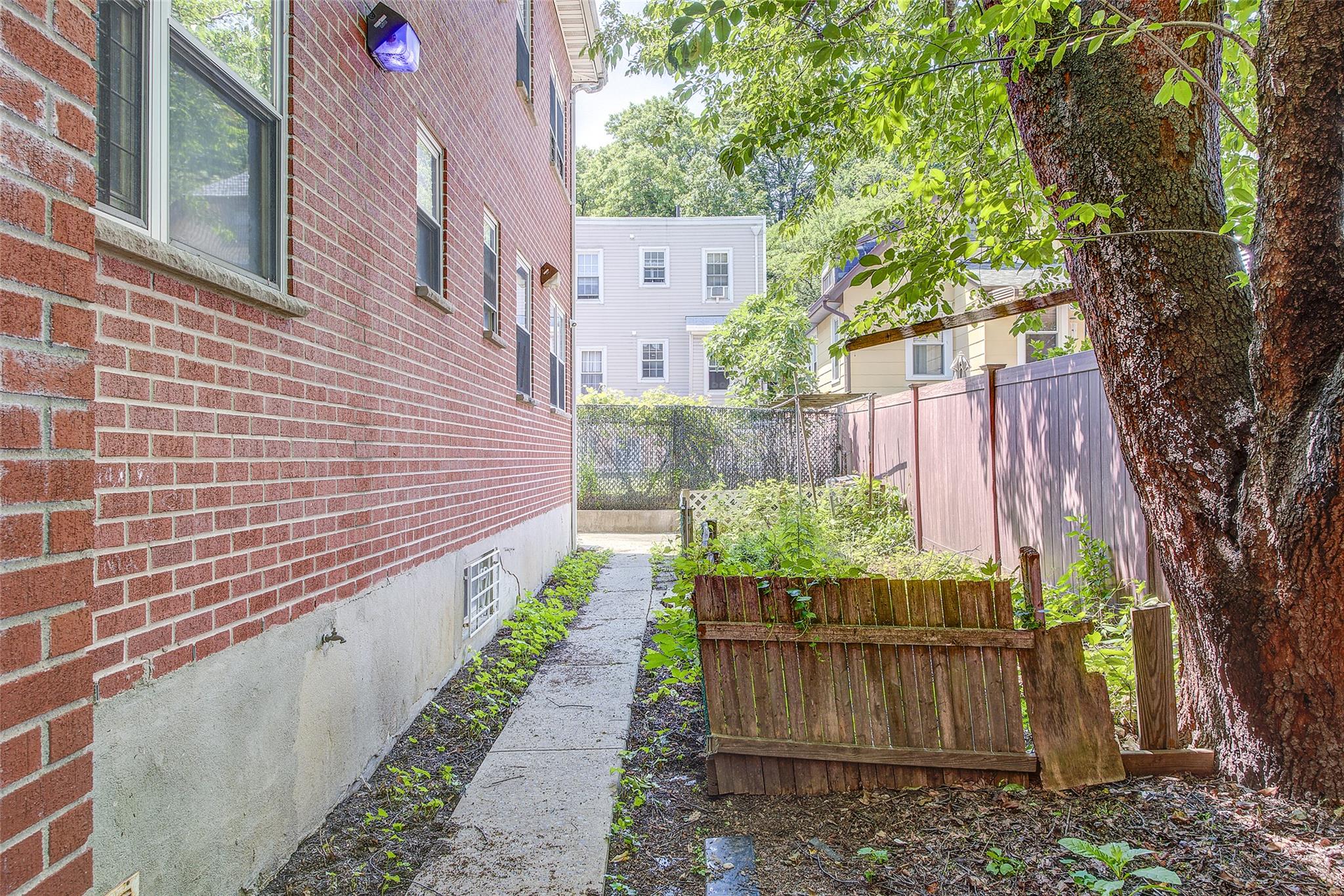 39-32 54th Street Property Photo 29