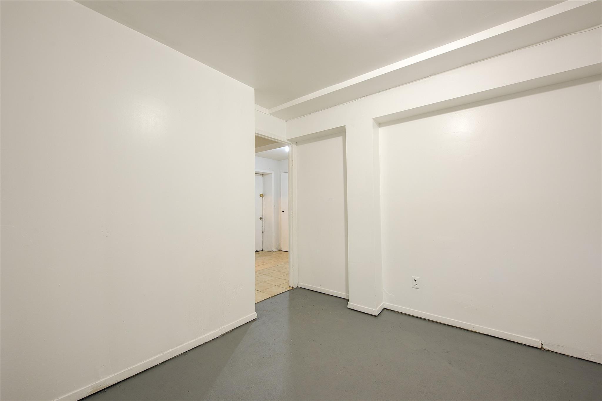 39-32 54th Street Property Photo 33