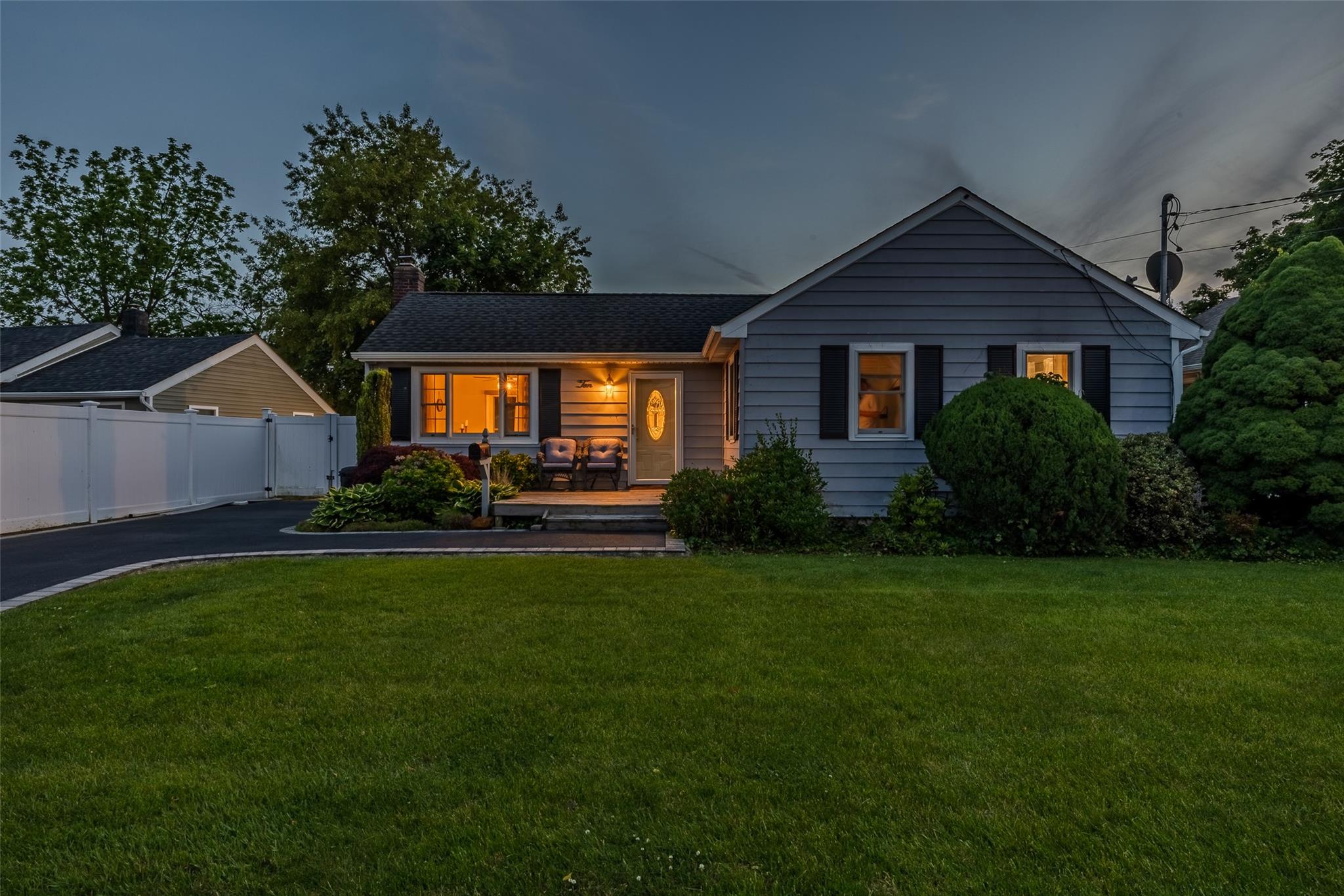 10 Bradish Lane Property Photo 1