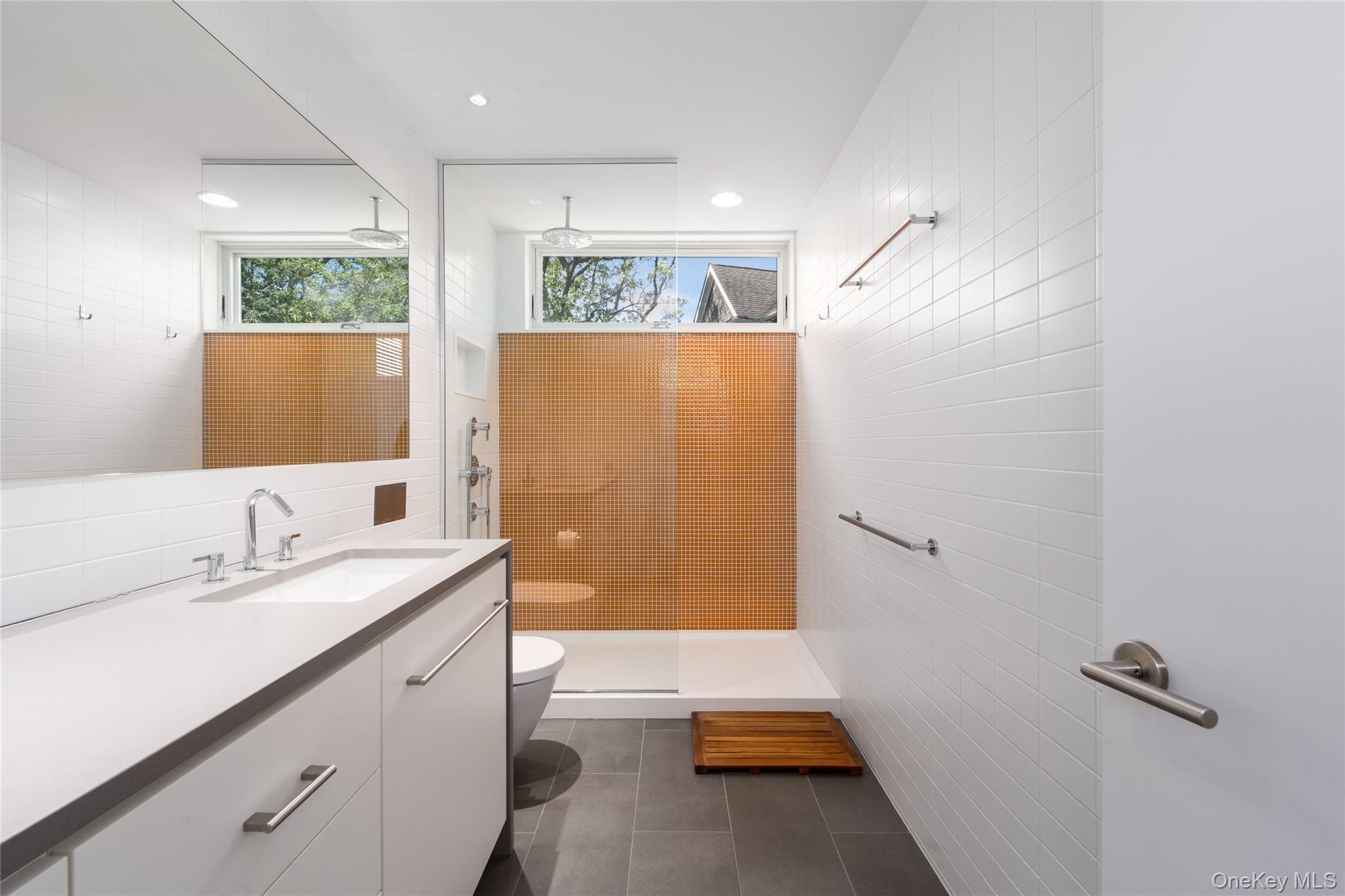 470 Lloyds Lane Property Photo 31