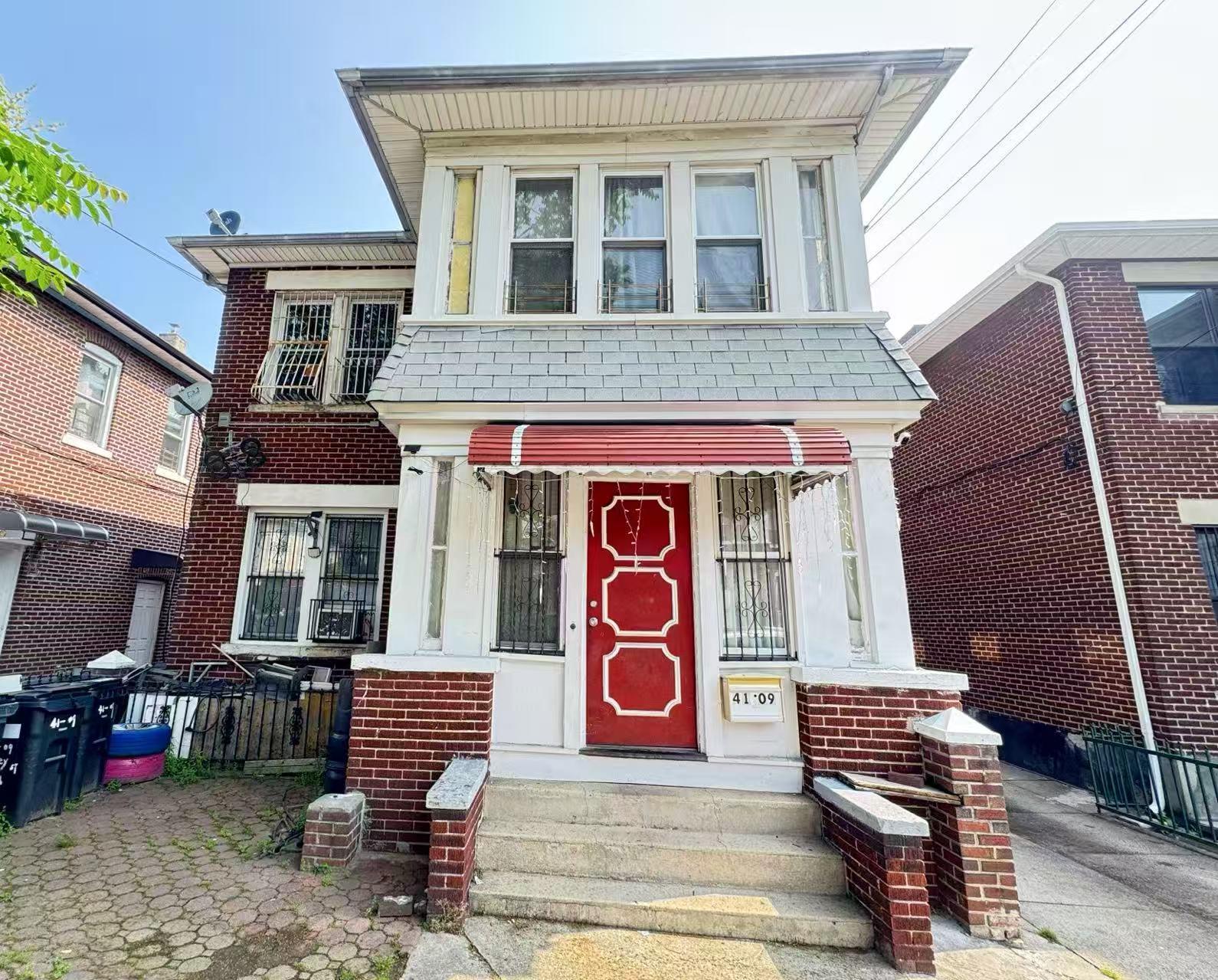 41-09 Forley Street Property Photo 1