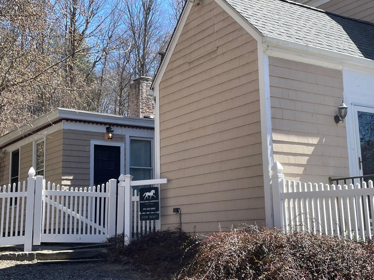 611 Route 22 Property Photo 1