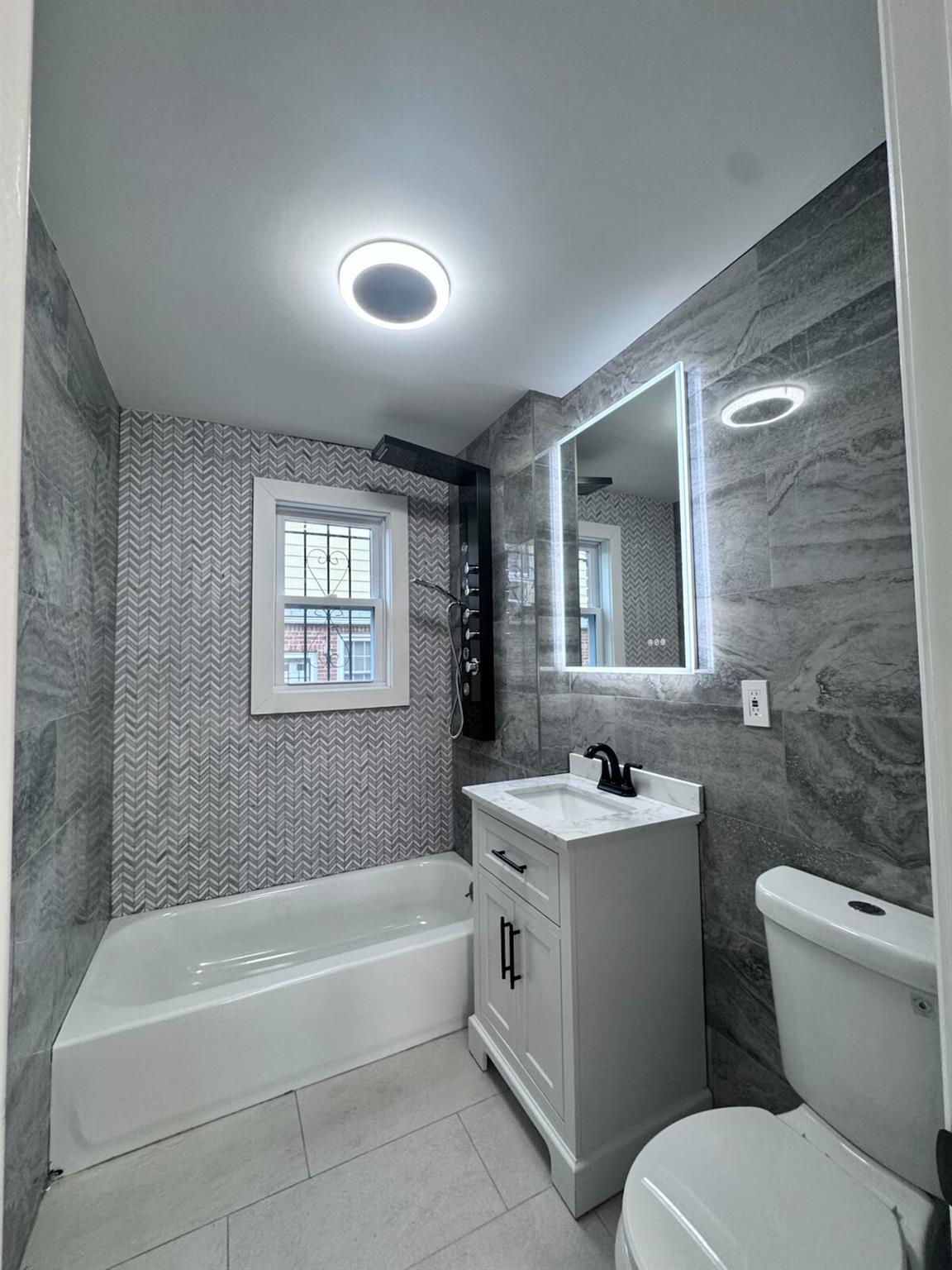 23319 118th Avenue Property Photo 6