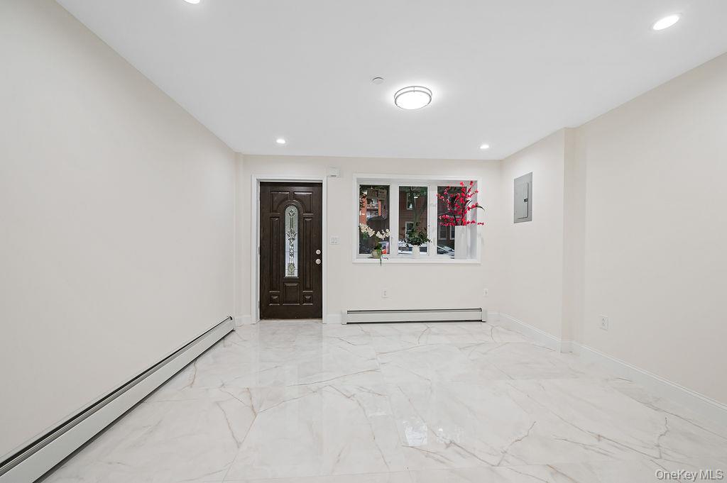 10605 49th Avenue Property Photo 5