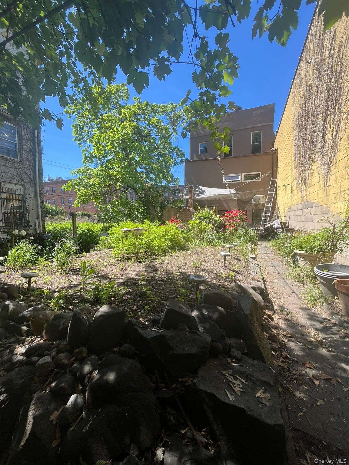 130 Van Dyke Street Property Photo 13