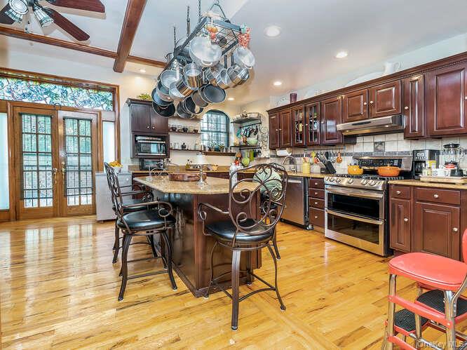 17 Clarkson Avenue Property Photo 3