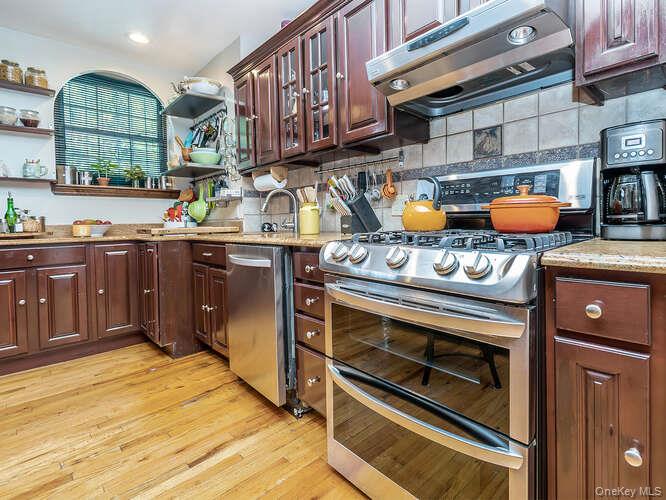 17 Clarkson Avenue Property Photo 6