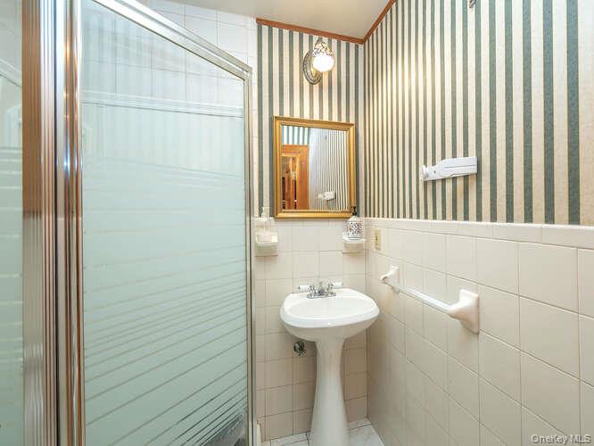 17 Clarkson Avenue Property Photo 9
