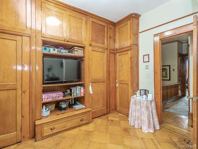 17 Clarkson Avenue Property Photo 17