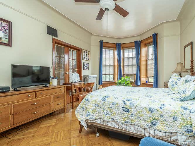 17 Clarkson Avenue Property Photo 19