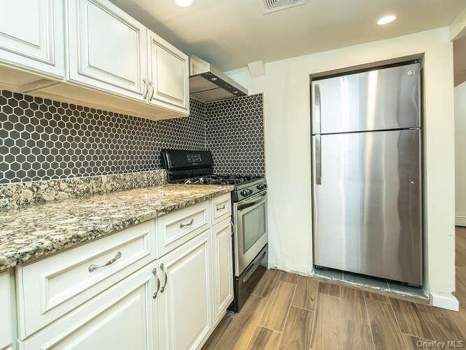 17 Clarkson Avenue Property Photo 27
