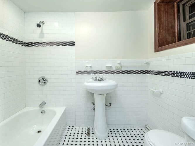 17 Clarkson Avenue Property Photo 30