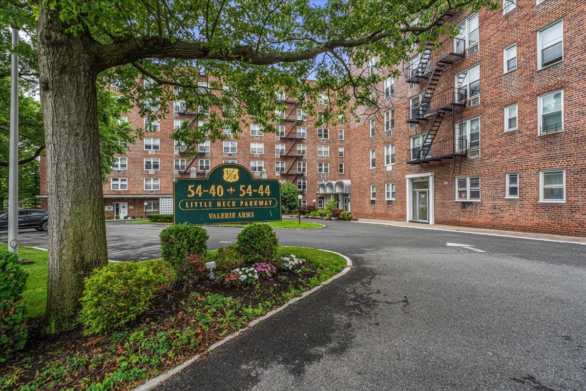 54-44 Little Neck Parkway 5G Property Photo 1