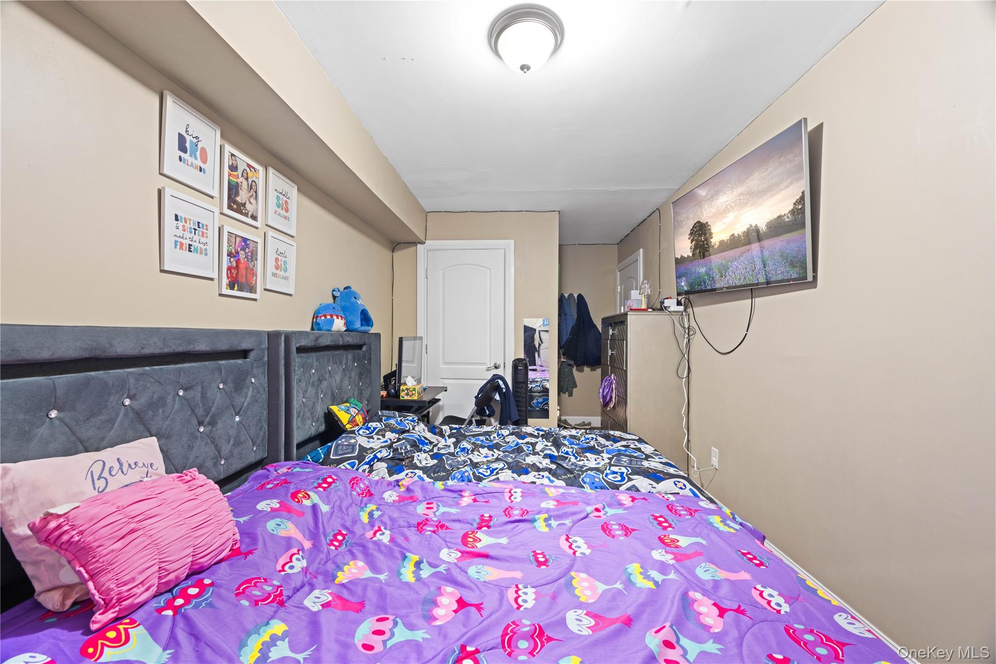 2611 Decatur Avenue Property Photo 17