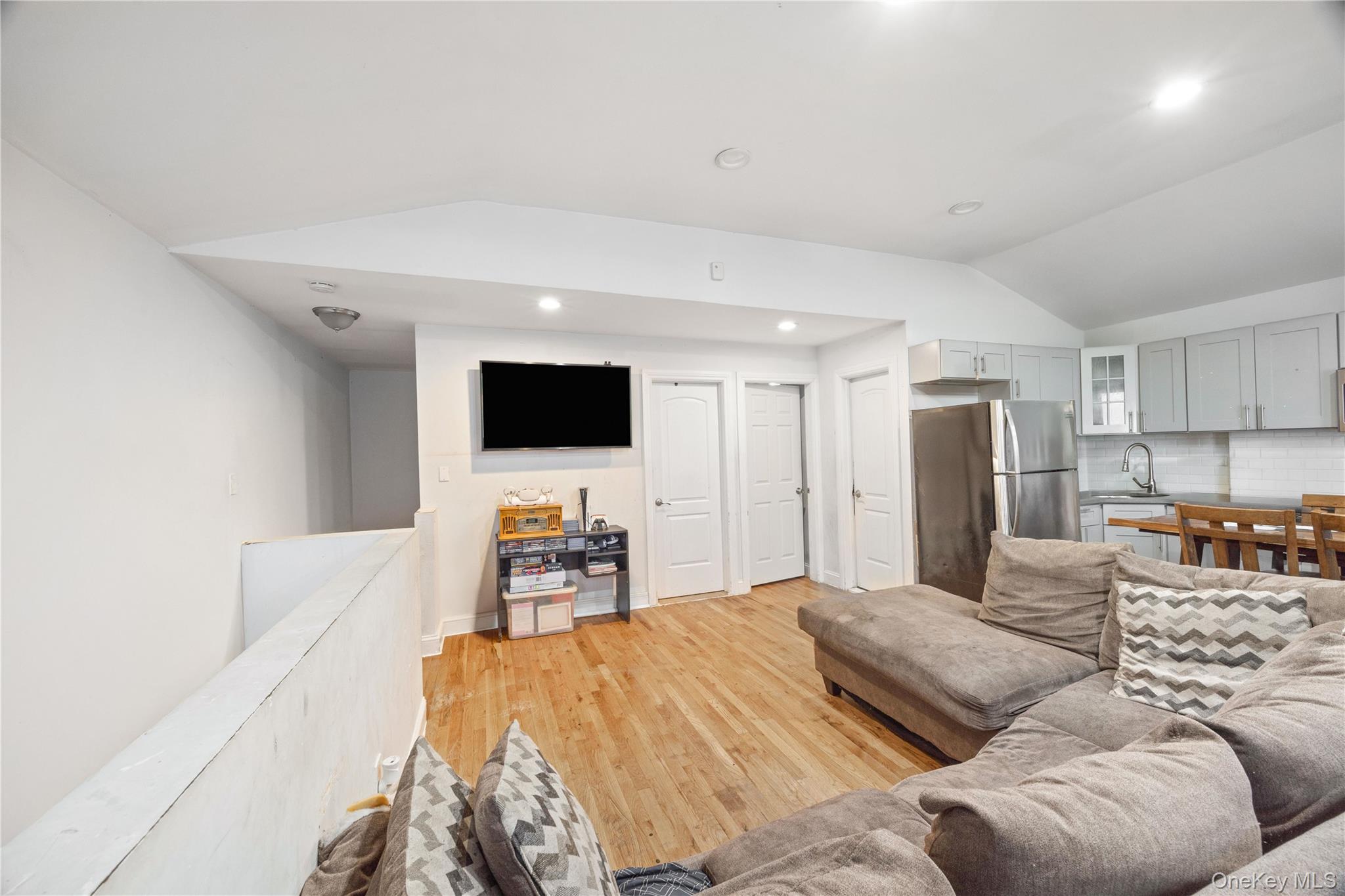 2611 Decatur Avenue Property Photo 21