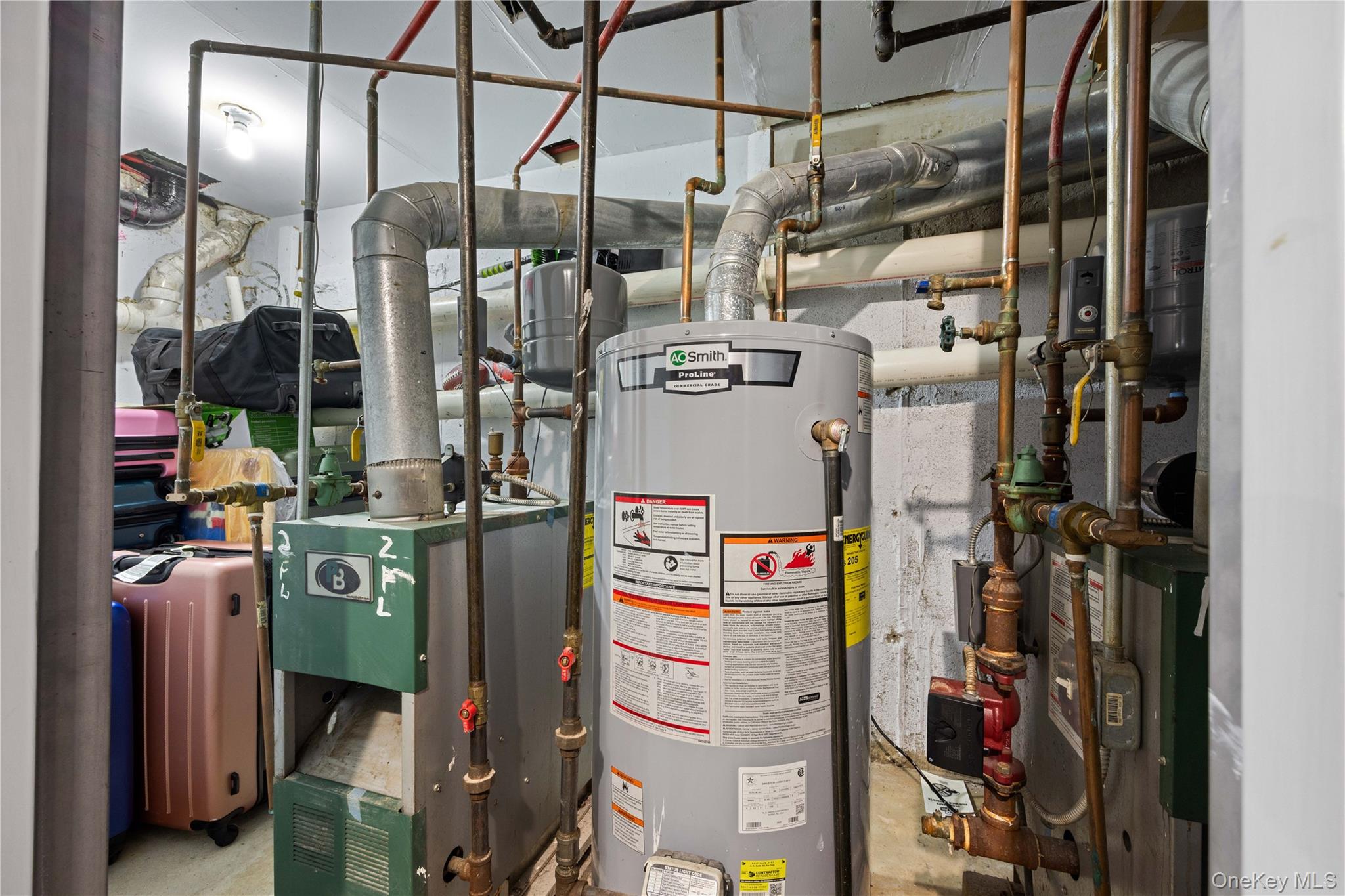 2611 Decatur Avenue Property Photo 30