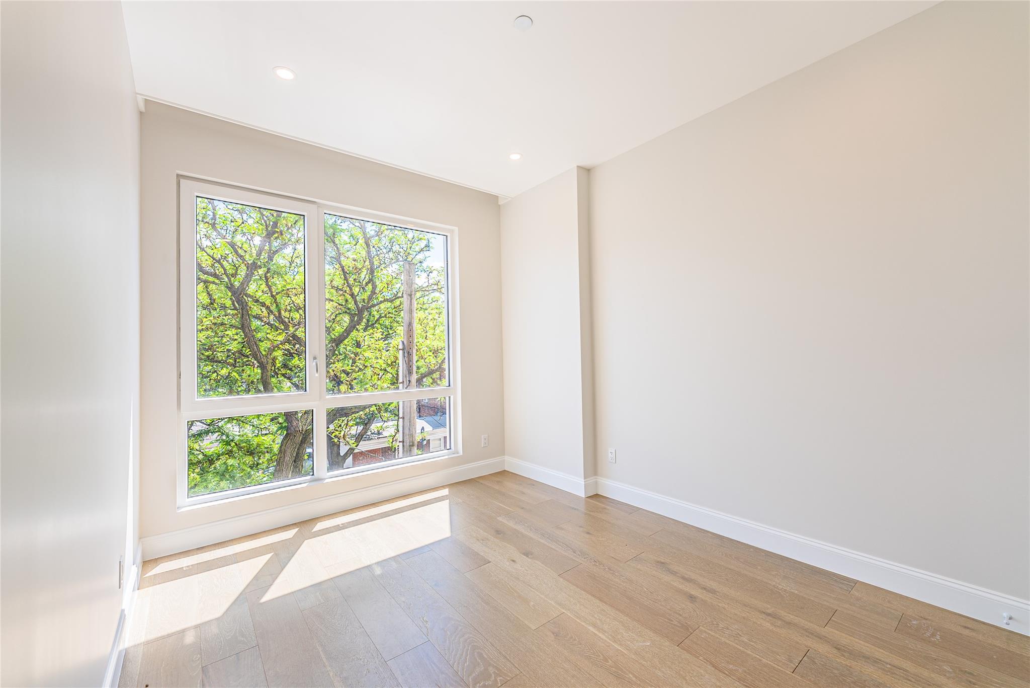 4209 Hampton Street 4b Property Photo 6