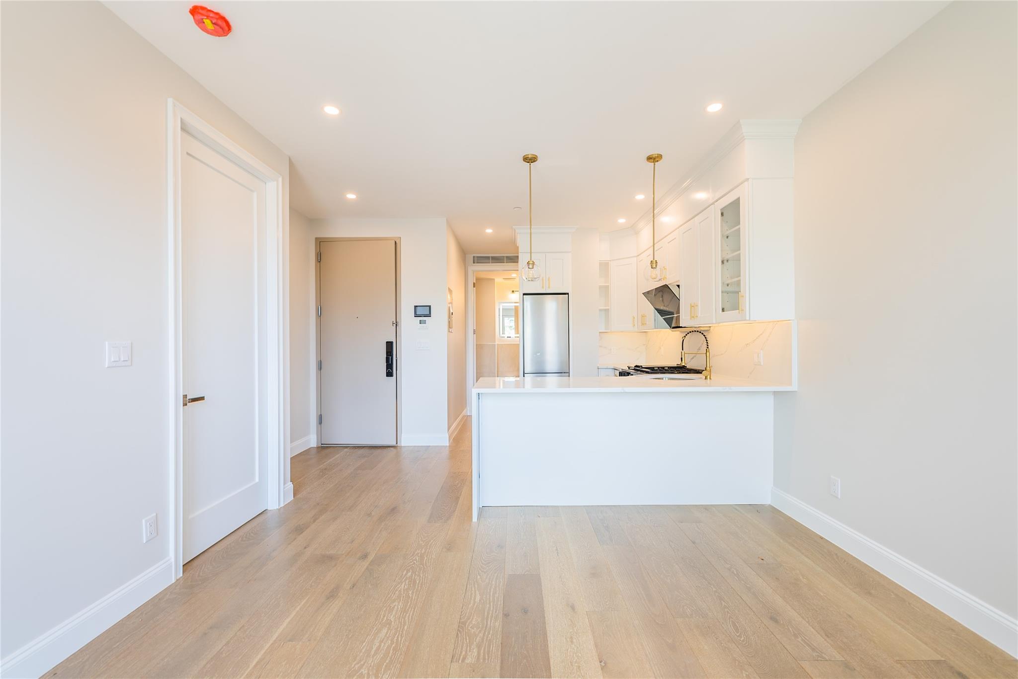 4209 Hampton Street 4b Property Photo 7