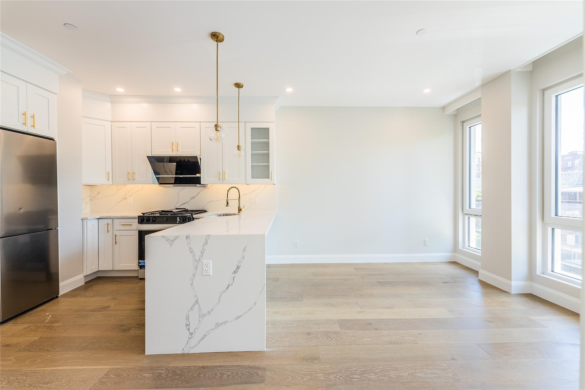 4209 Hampton Street 4b Property Photo 8