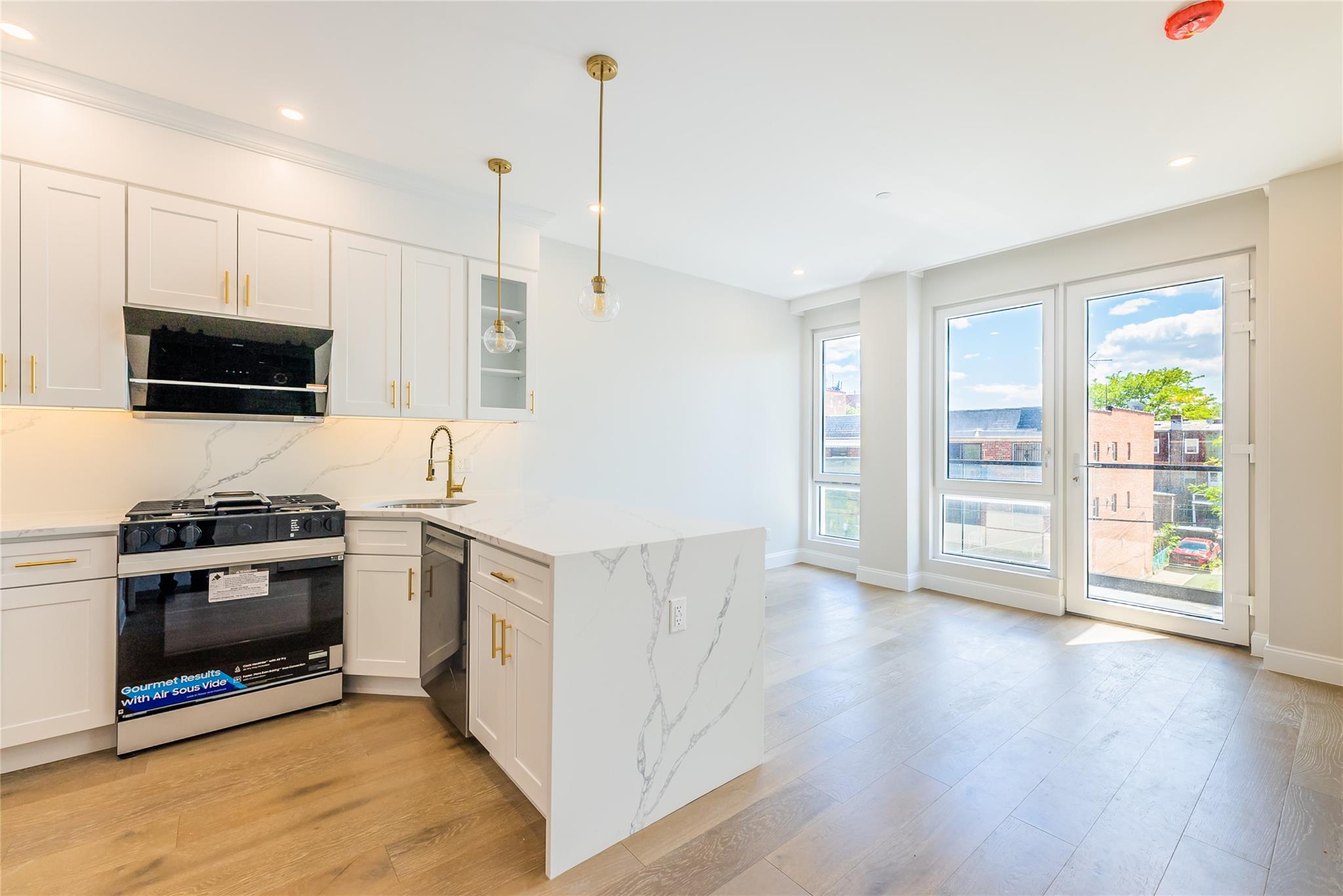 4209 Hampton Street 4a Property Photo 2