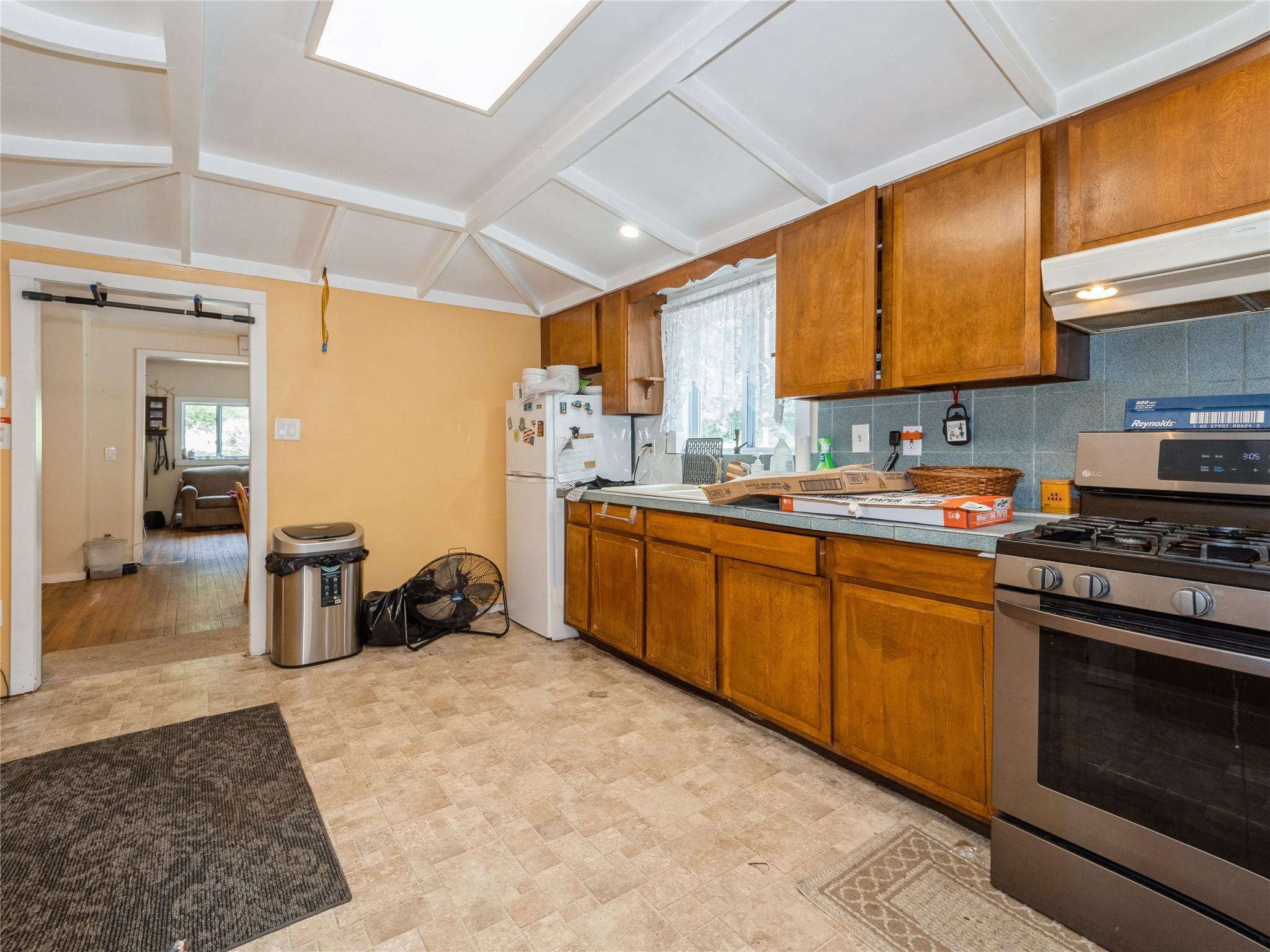 413 Vassar Road Property Photo 21