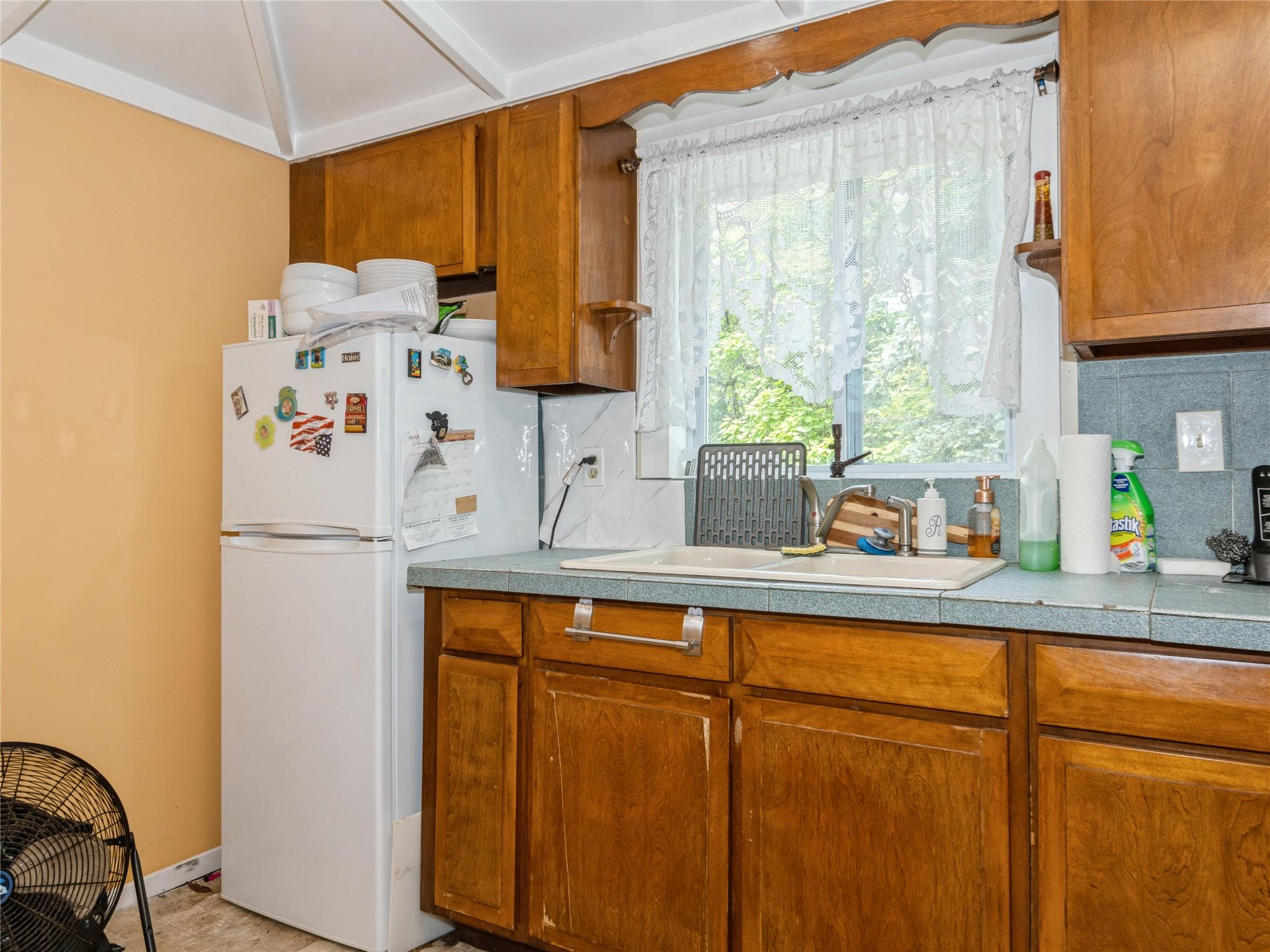 413 Vassar Road Property Photo 28