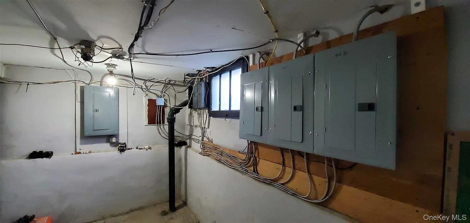 77 Carroll Street Property Photo 6