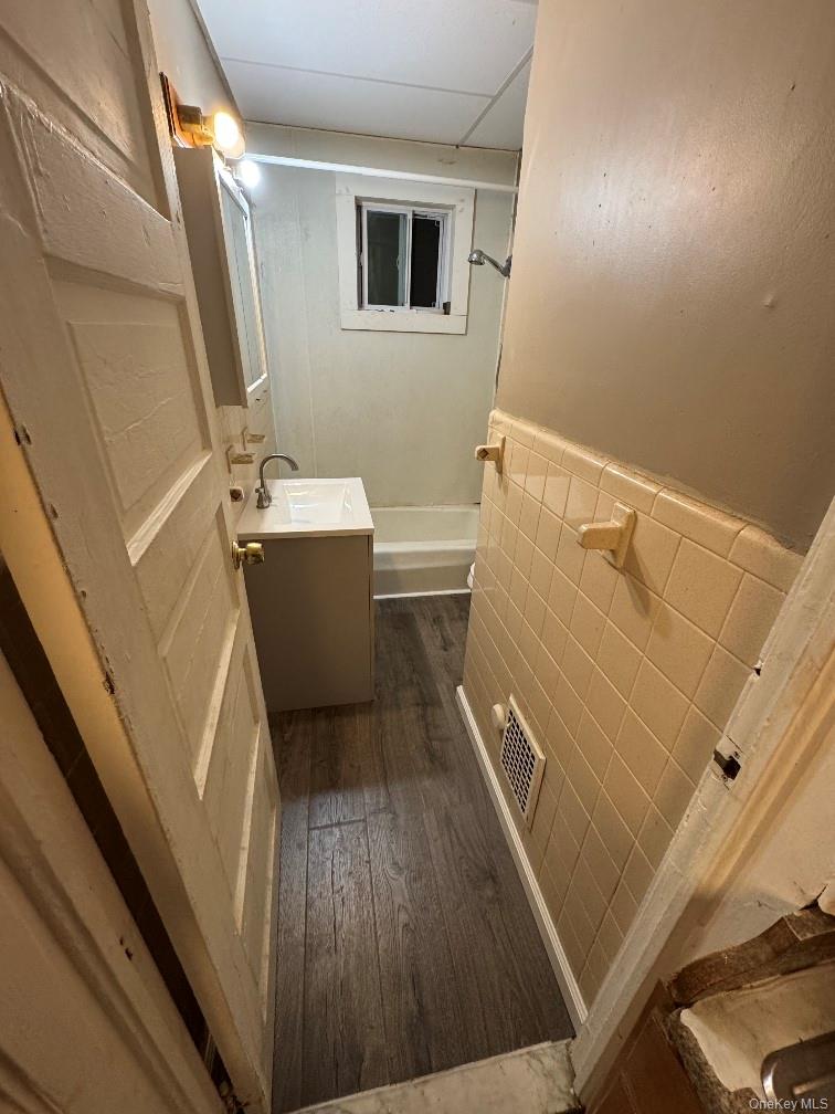 77 Carroll Street Property Photo 16