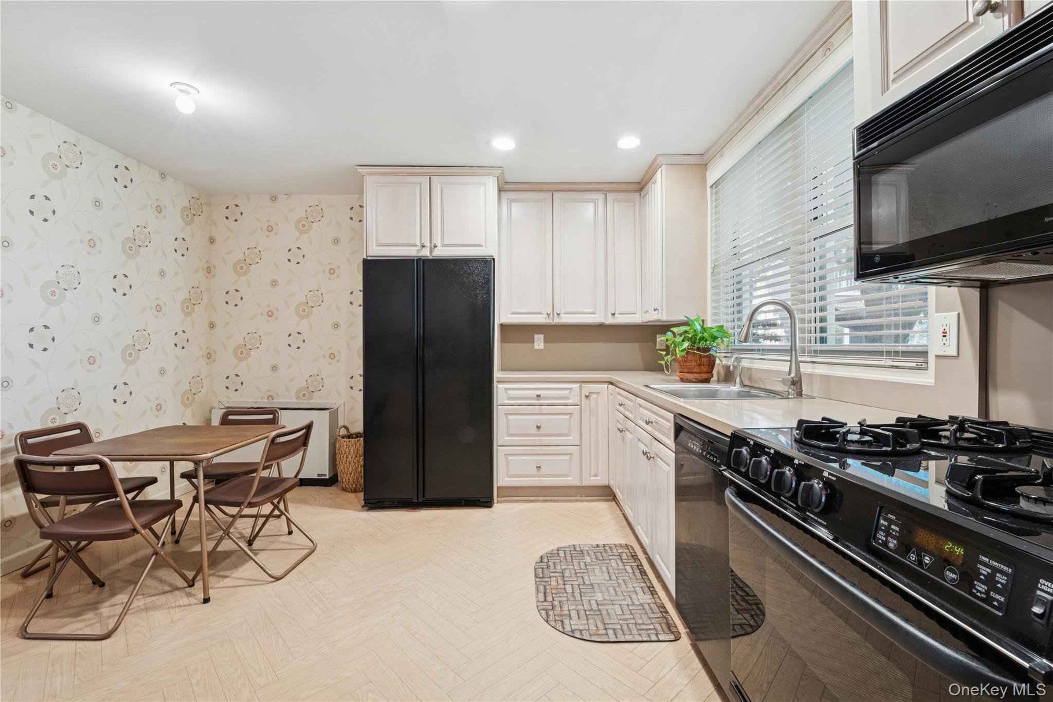 1390 Broadway 118 Property Photo 11
