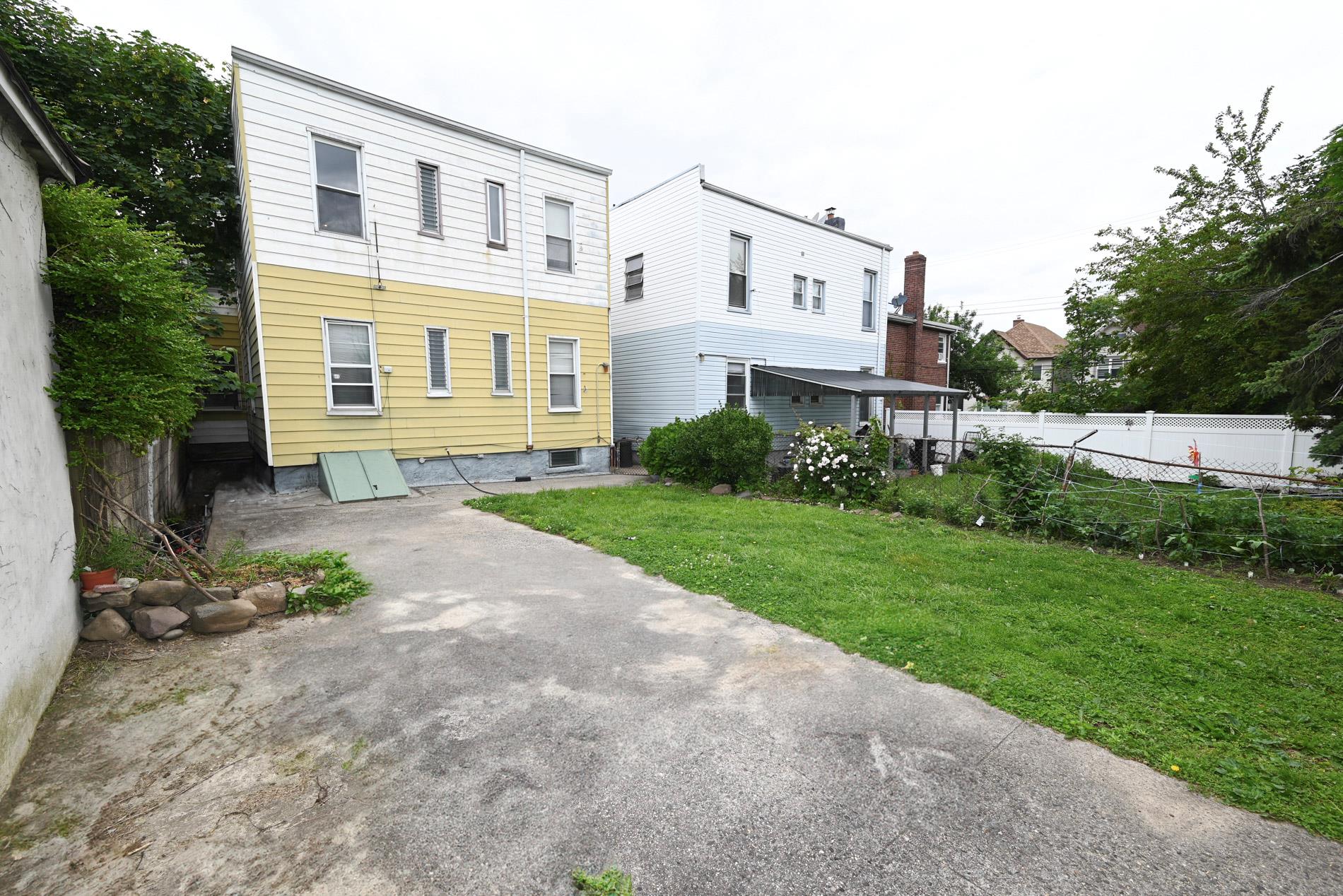 56-57 61st Street Property Photo 6