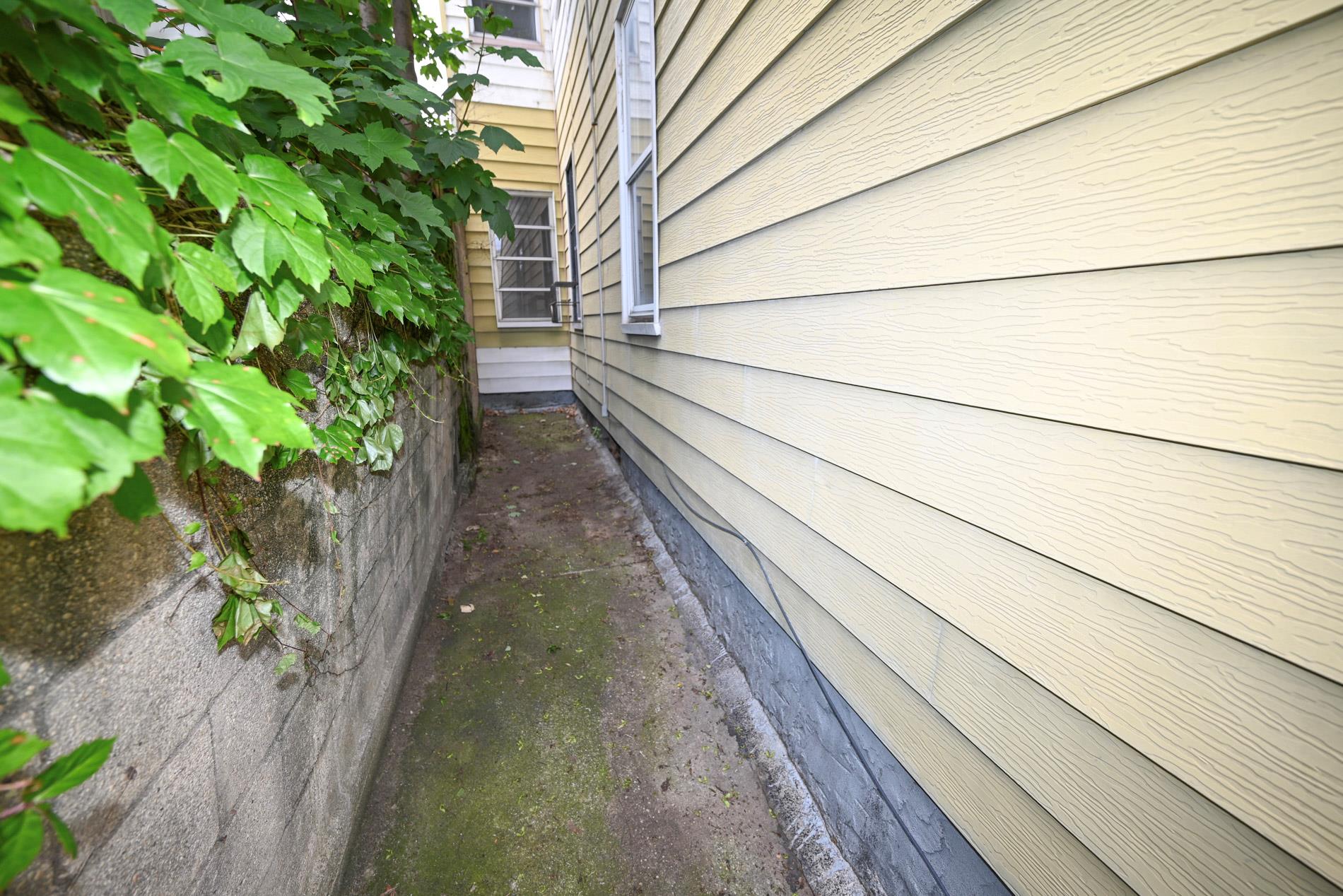 56-57 61st Street Property Photo 8