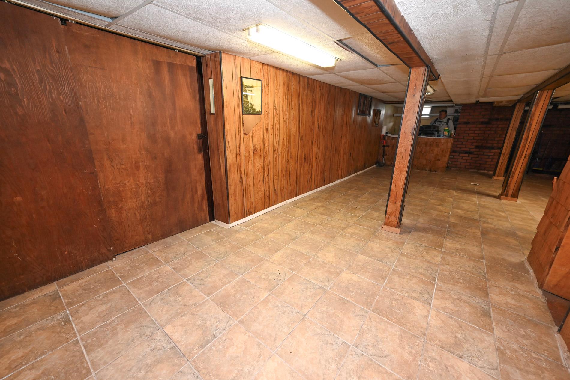56-57 61st Street Property Photo 29