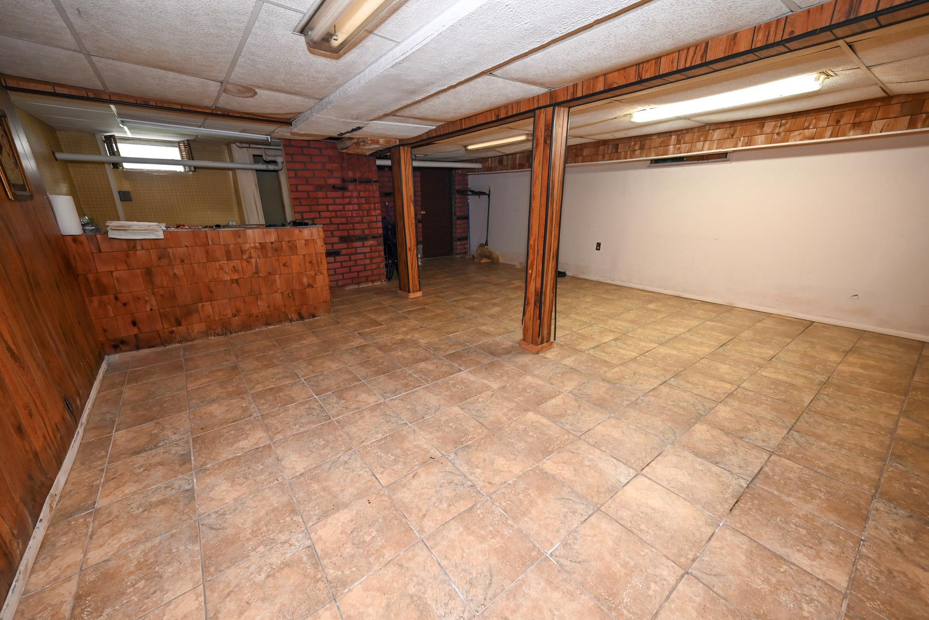56-57 61st Street Property Photo 32
