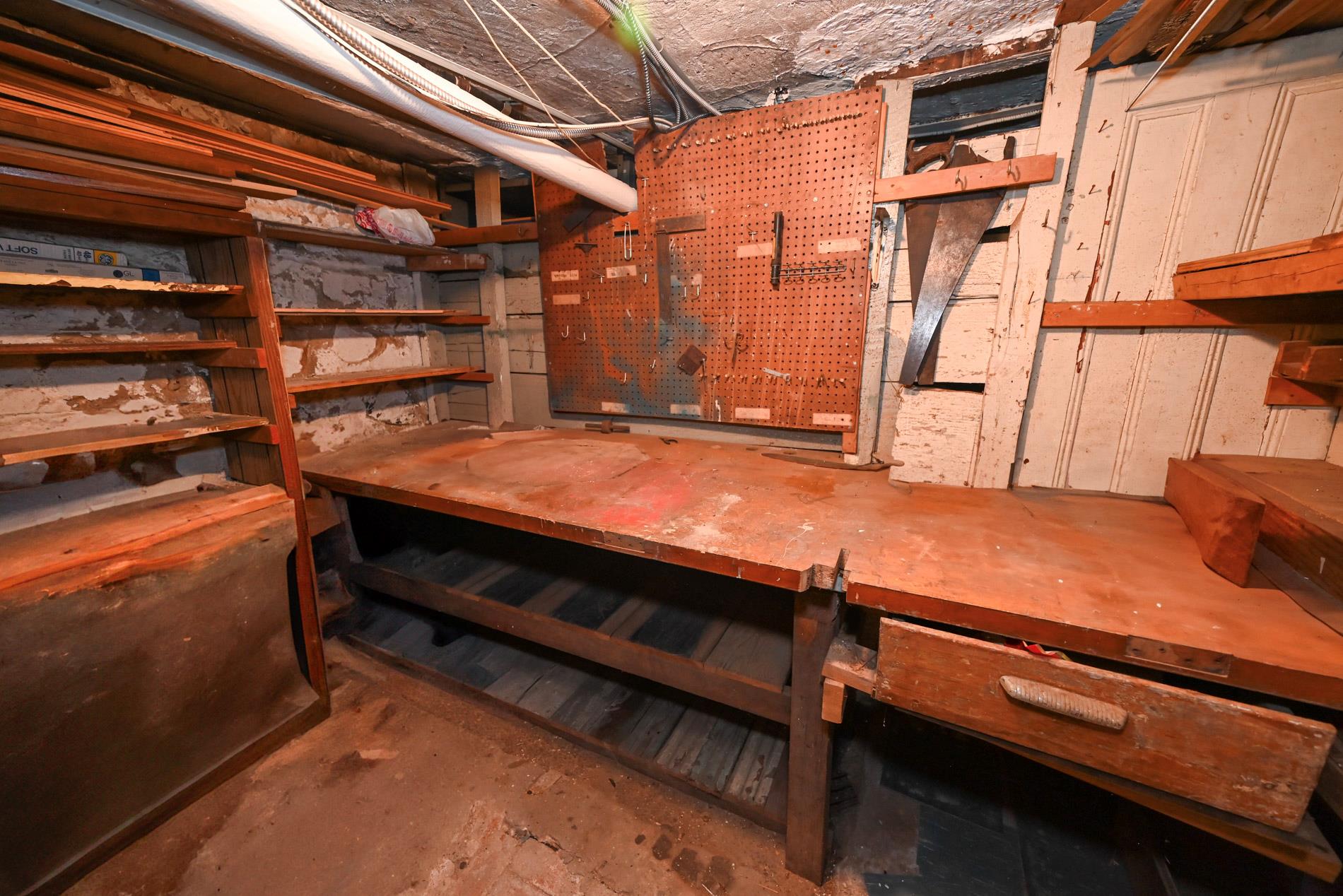 56-57 61st Street Property Photo 36