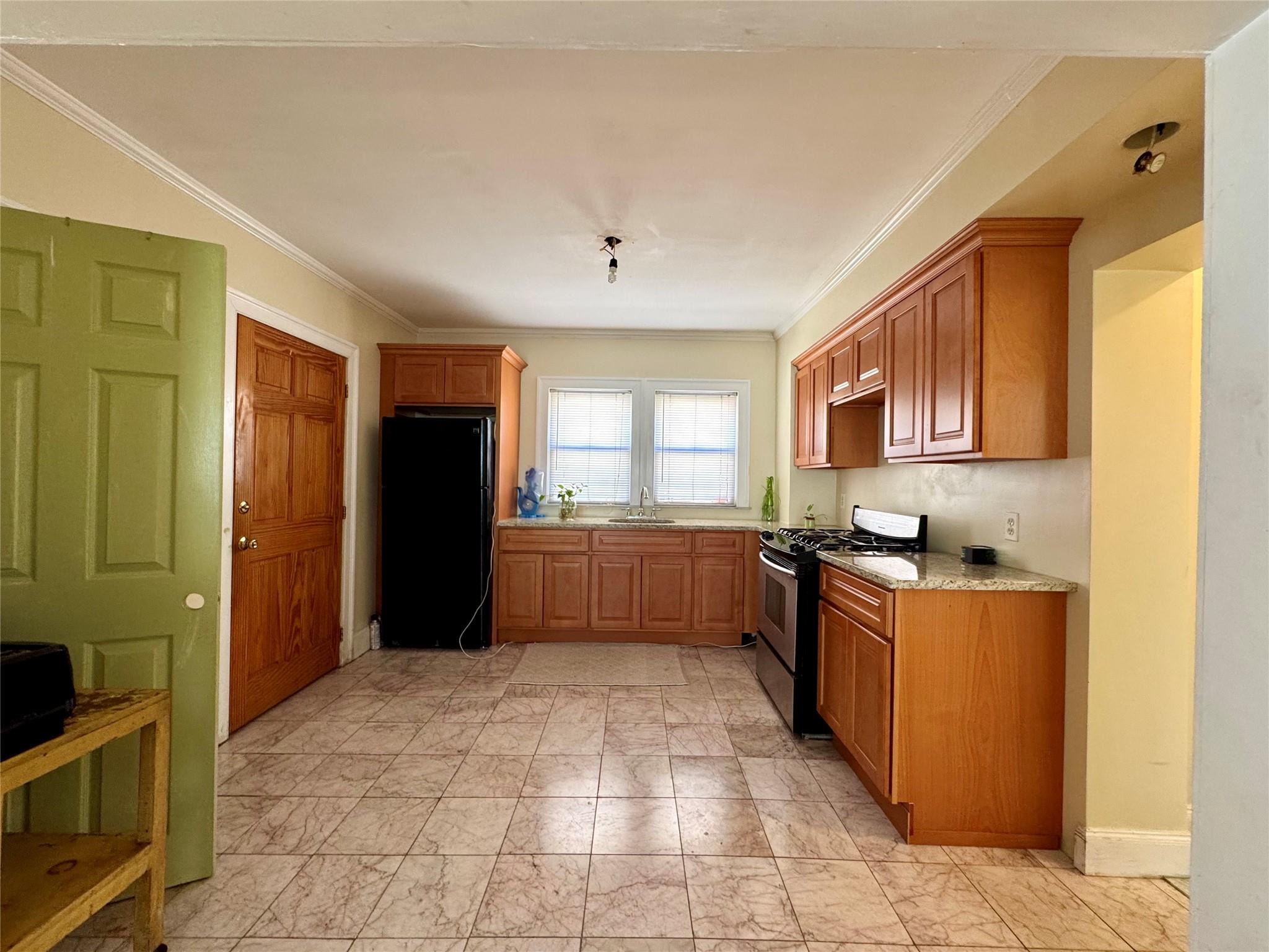 4212 Monticello Avenue Property Photo 5