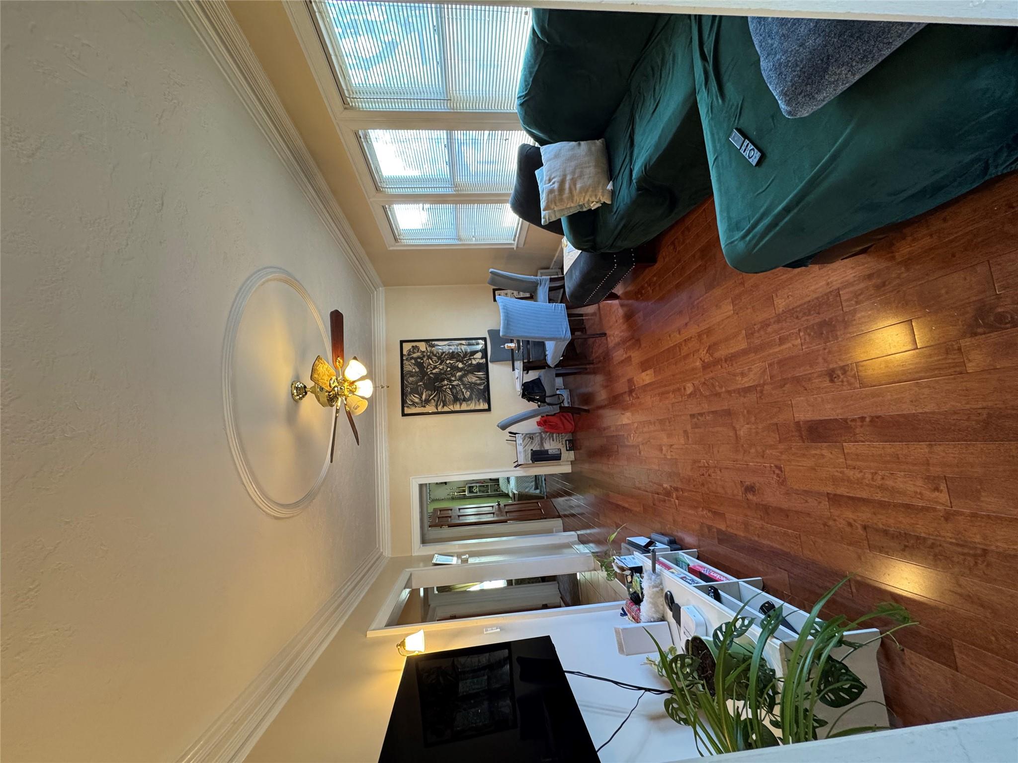 4212 Monticello Avenue Property Photo 9