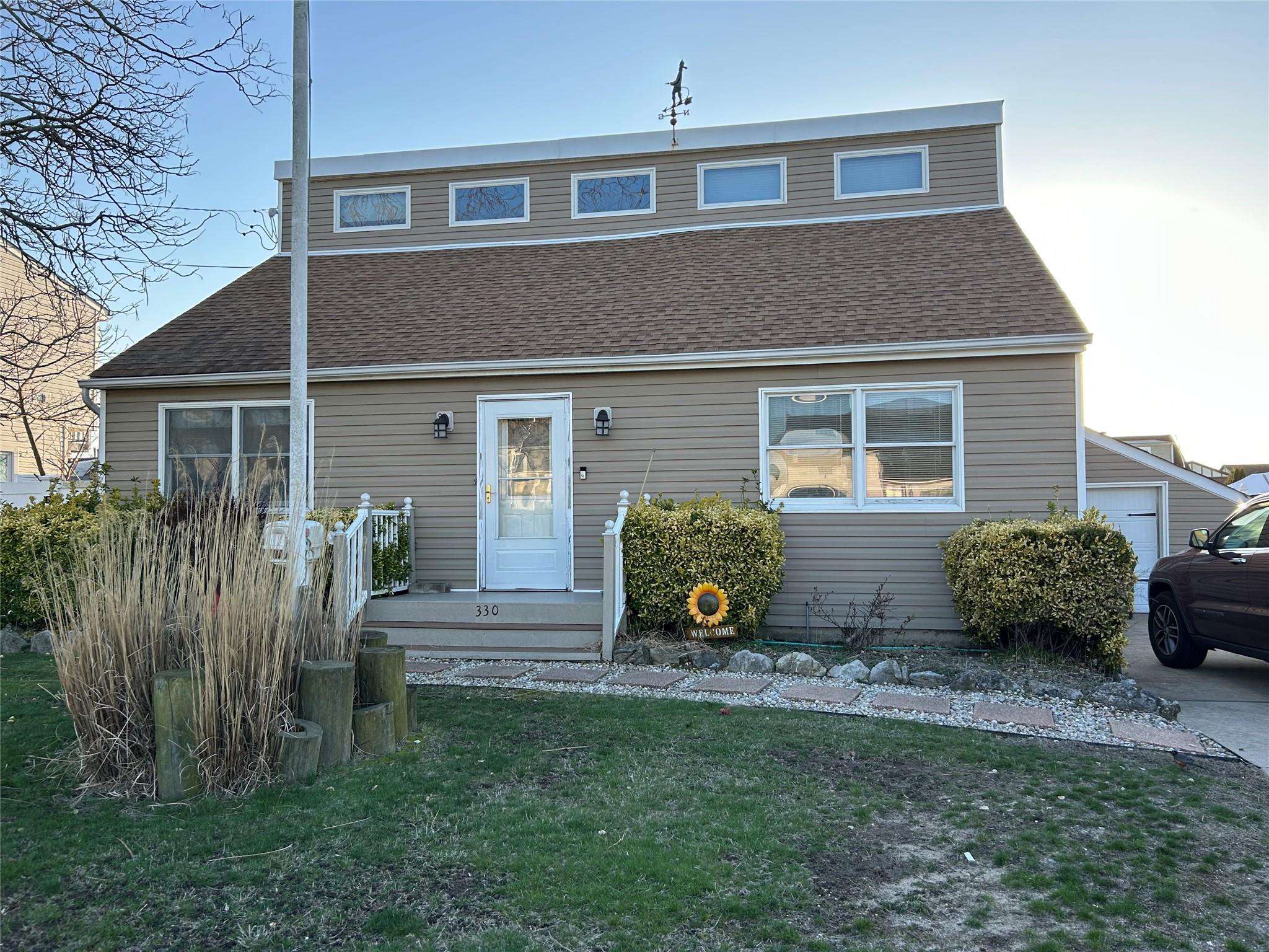 330 East Drive Property Photo 1