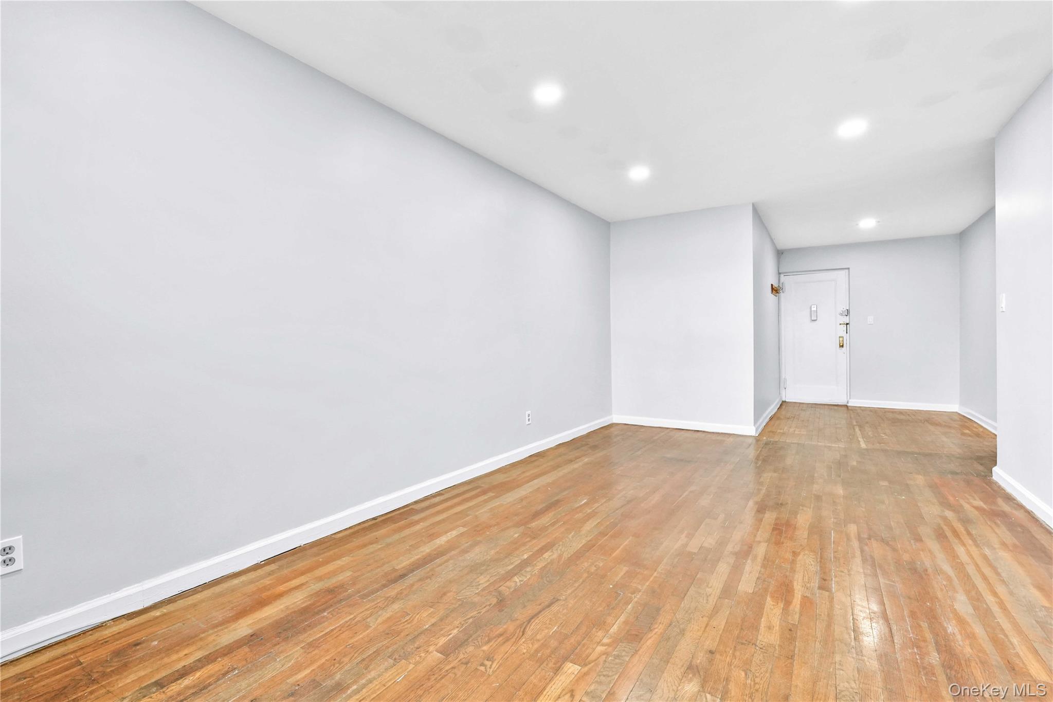 25-11 Union Street 2a Property Photo 4