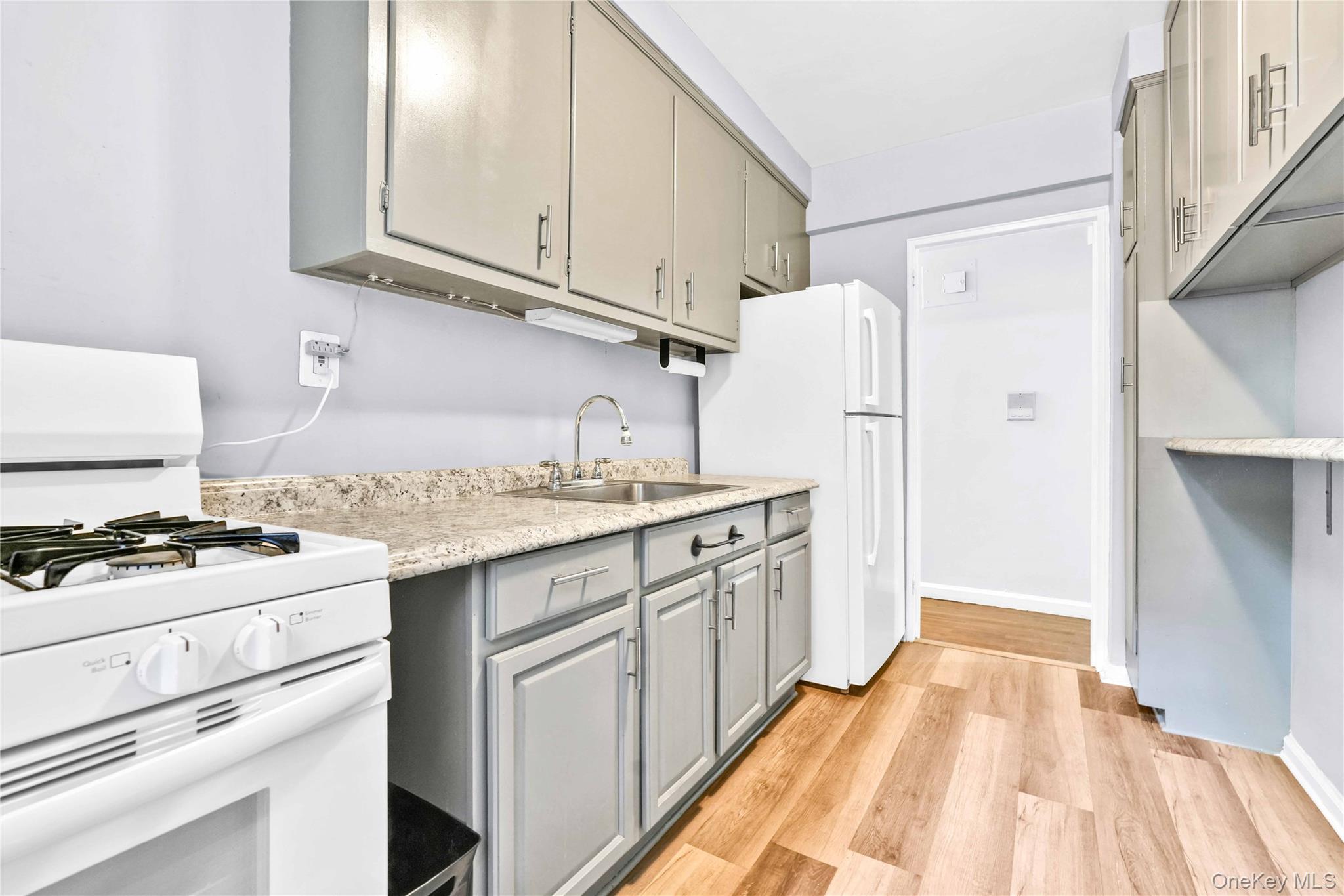 25-11 Union Street 2a Property Photo 13