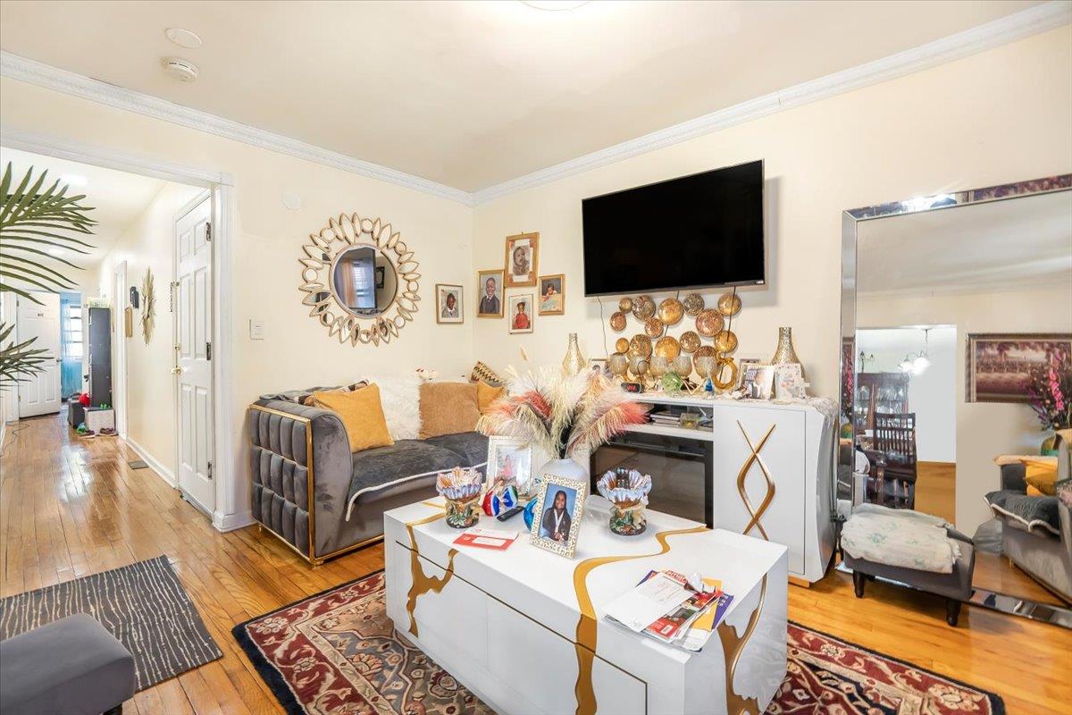 4352 Baychester Avenue Property Photo 8